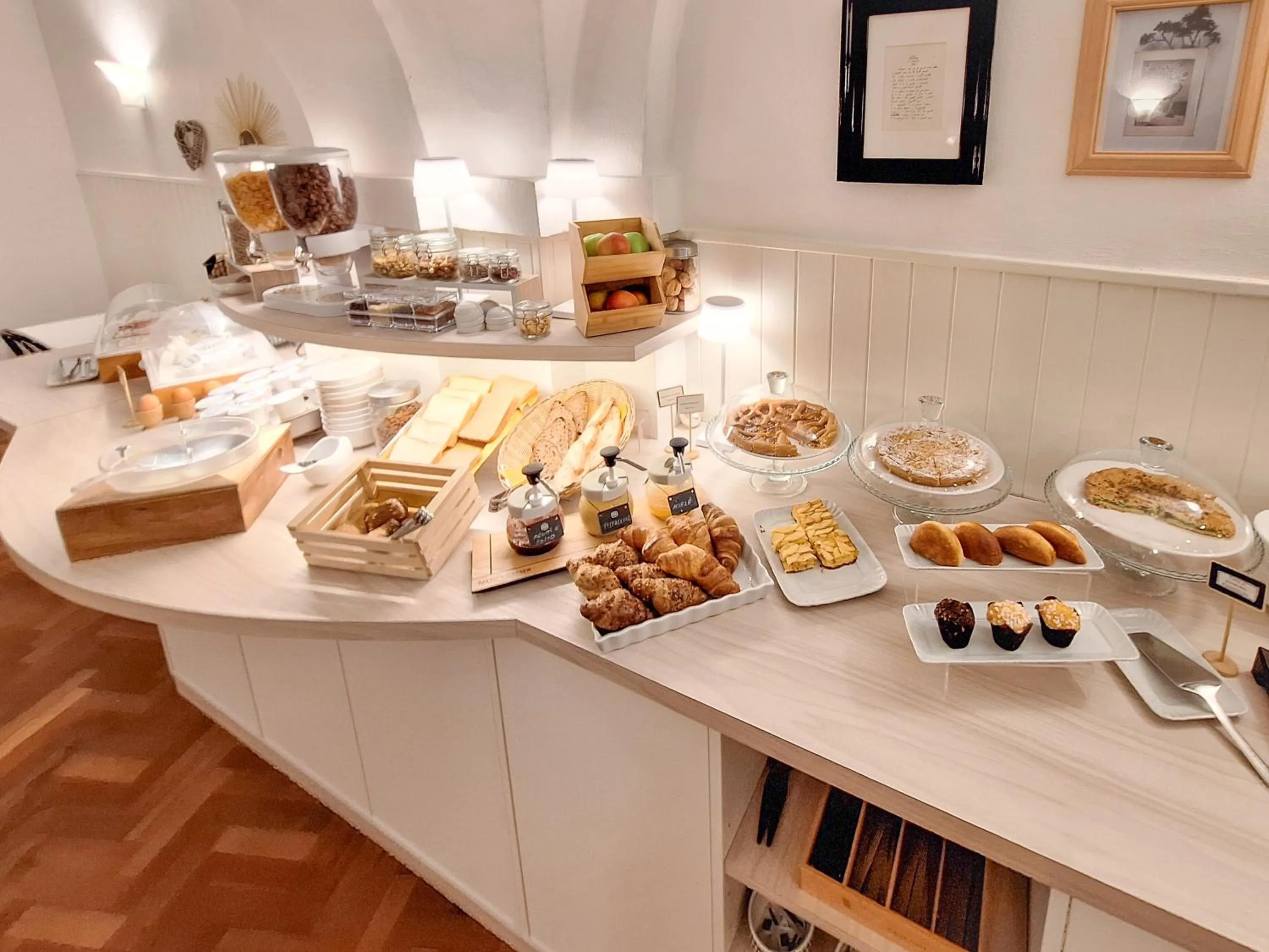 Breakfast in Hotel Lauri