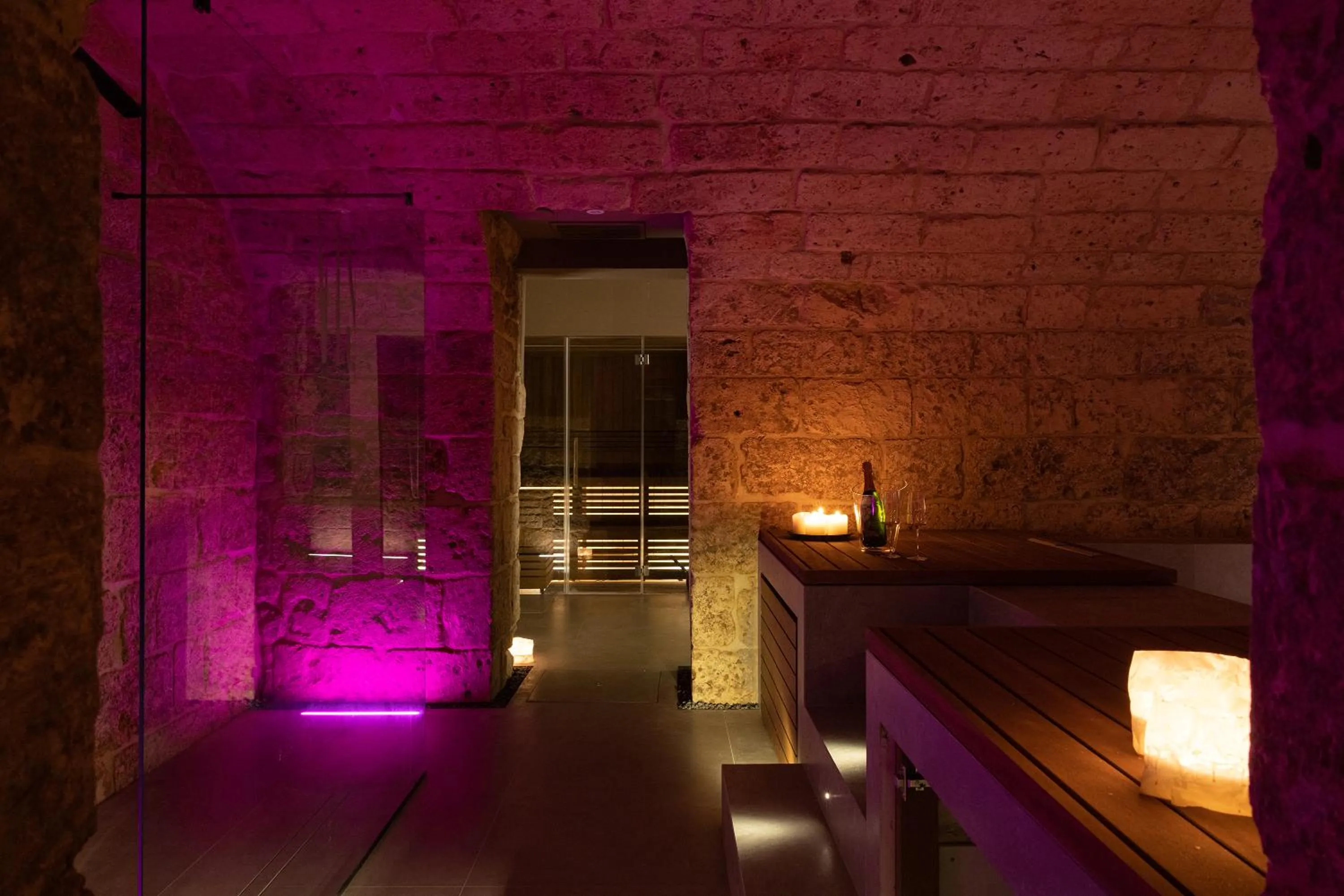 Sauna in VIS Urban Suites&Spa