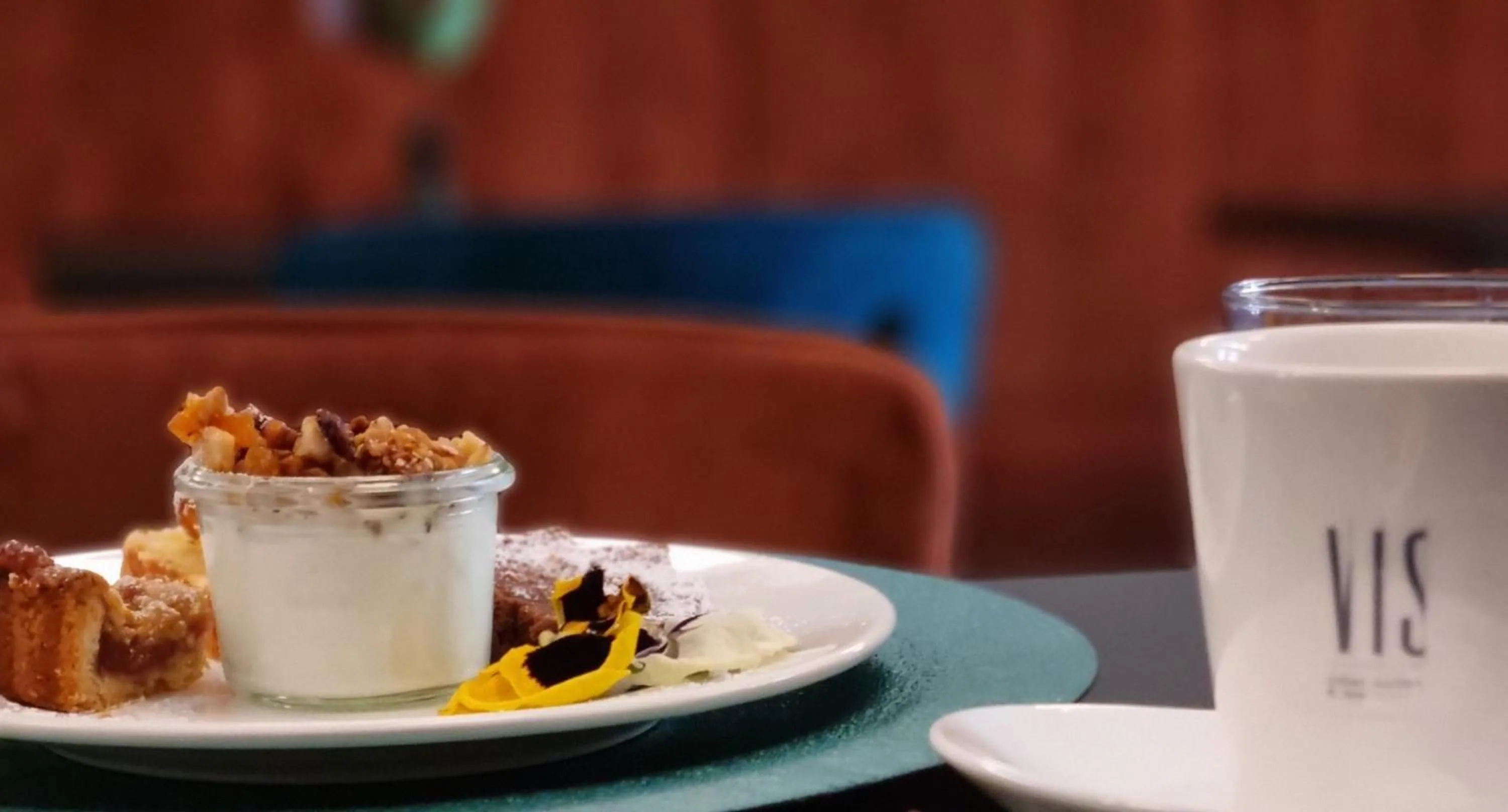 Breakfast in VIS Urban Suites&Spa