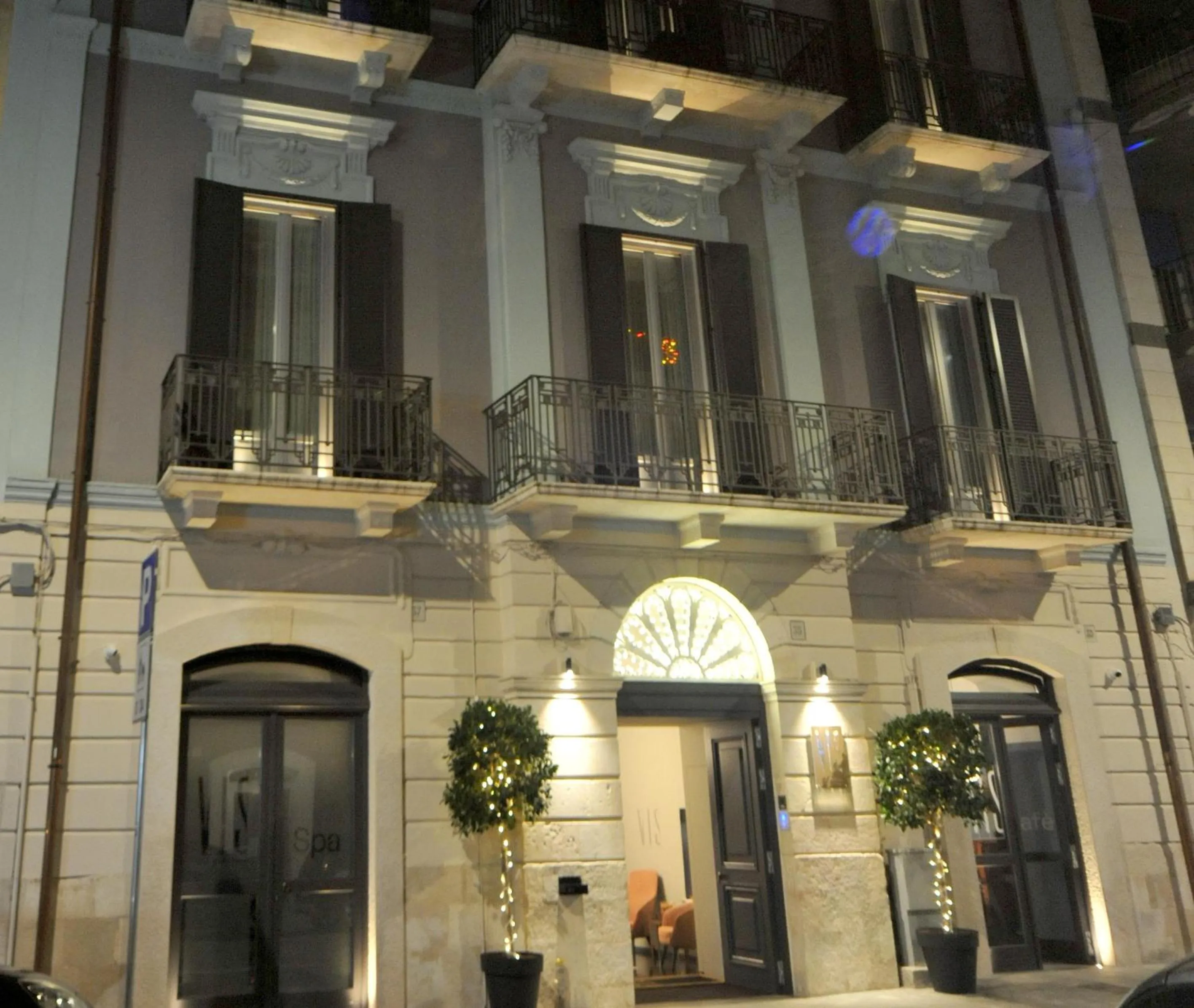 Property building in VIS Urban Suites&Spa