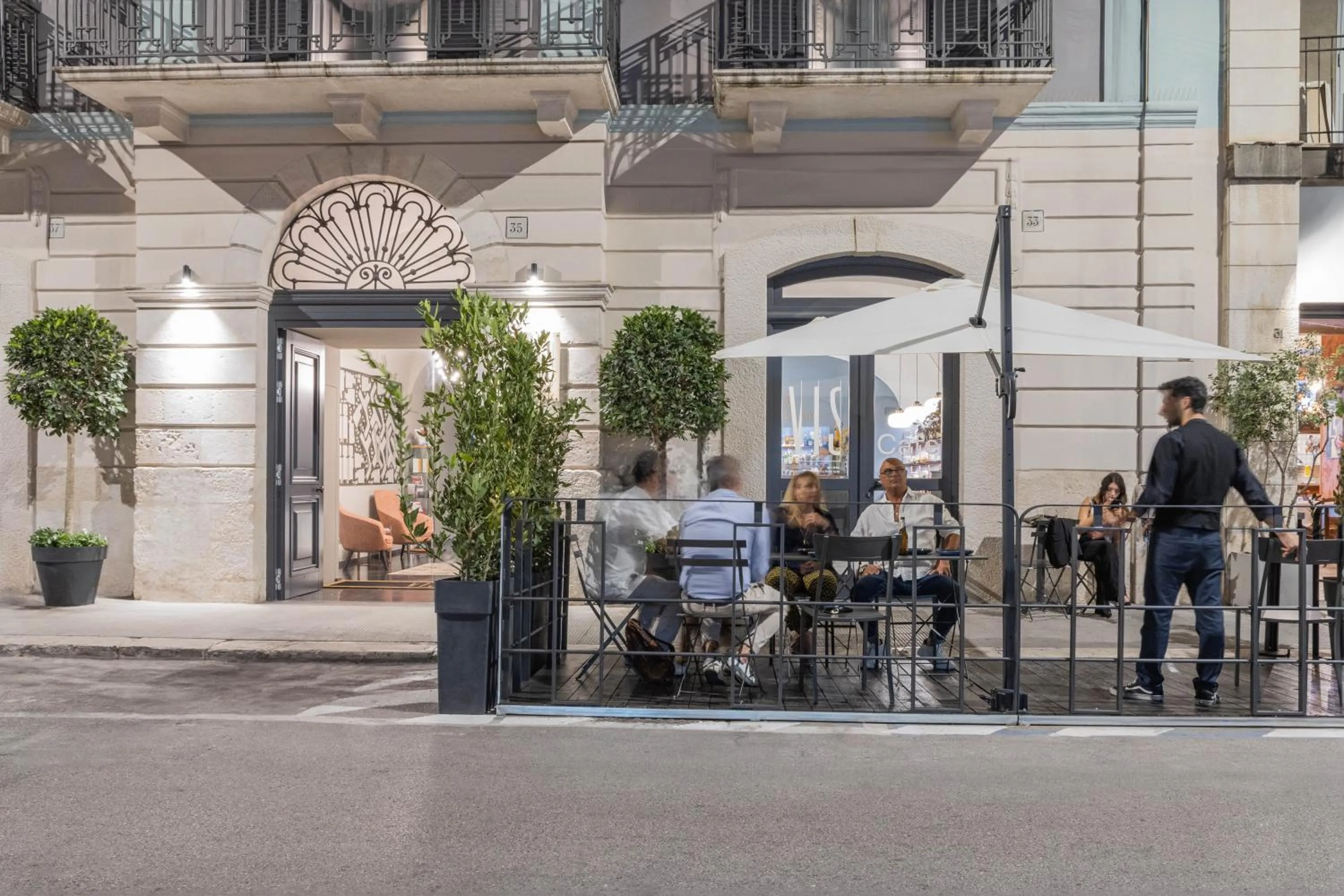 Property building in VIS Urban Suites&Spa