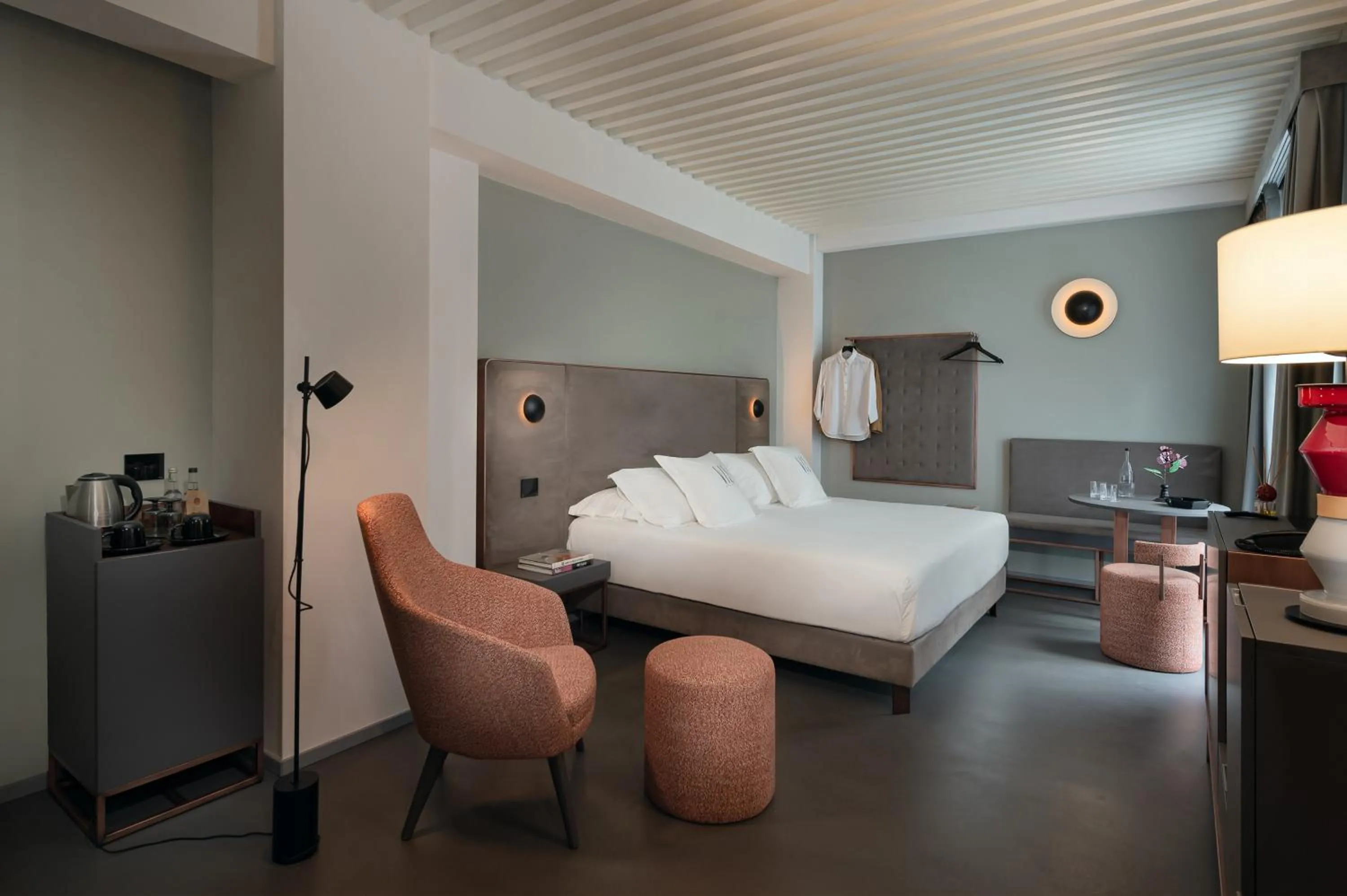 Bed in VIS Urban Suites&Spa