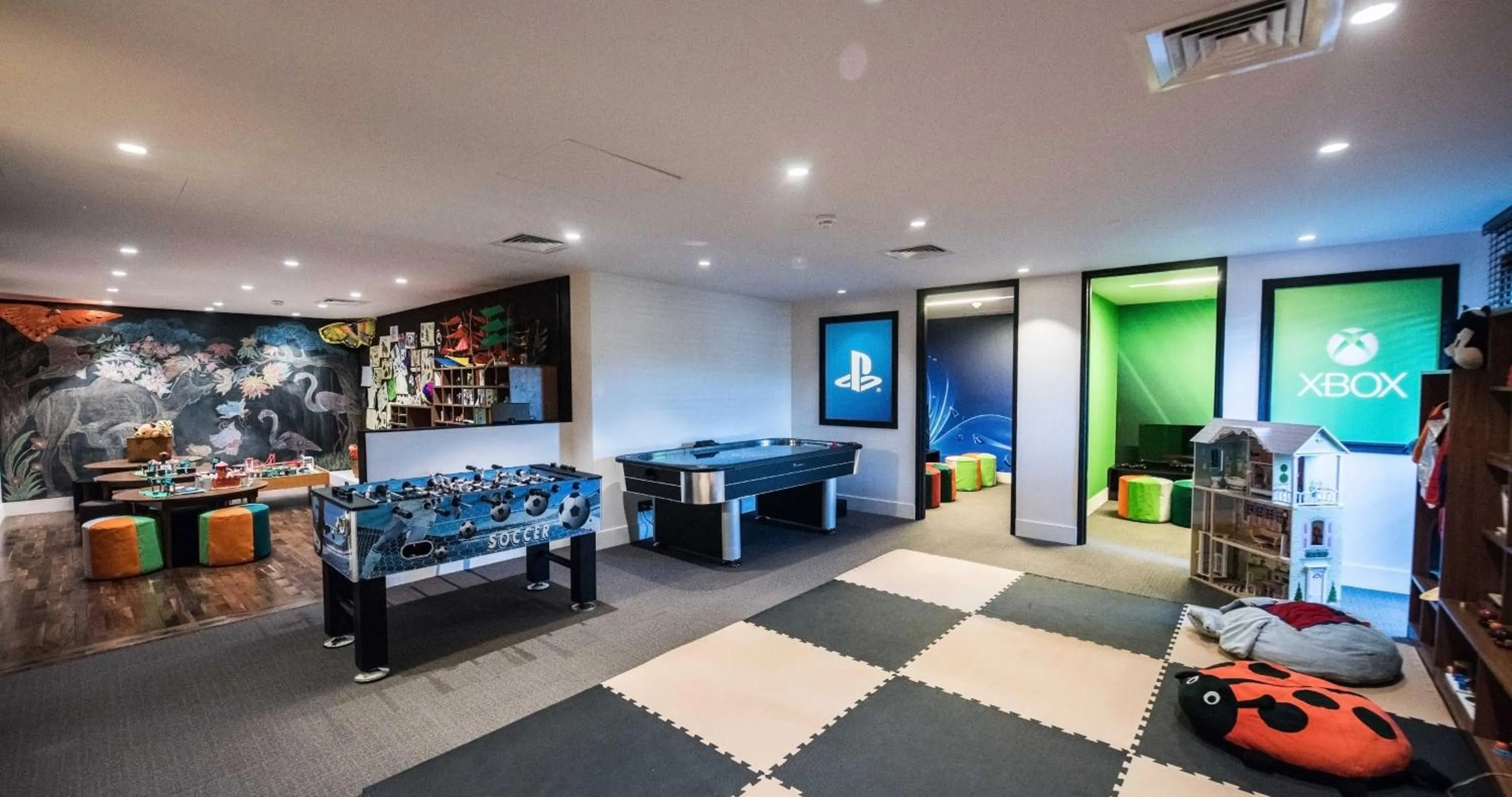 Game Room, Bed in Alila Jabal Akhdar