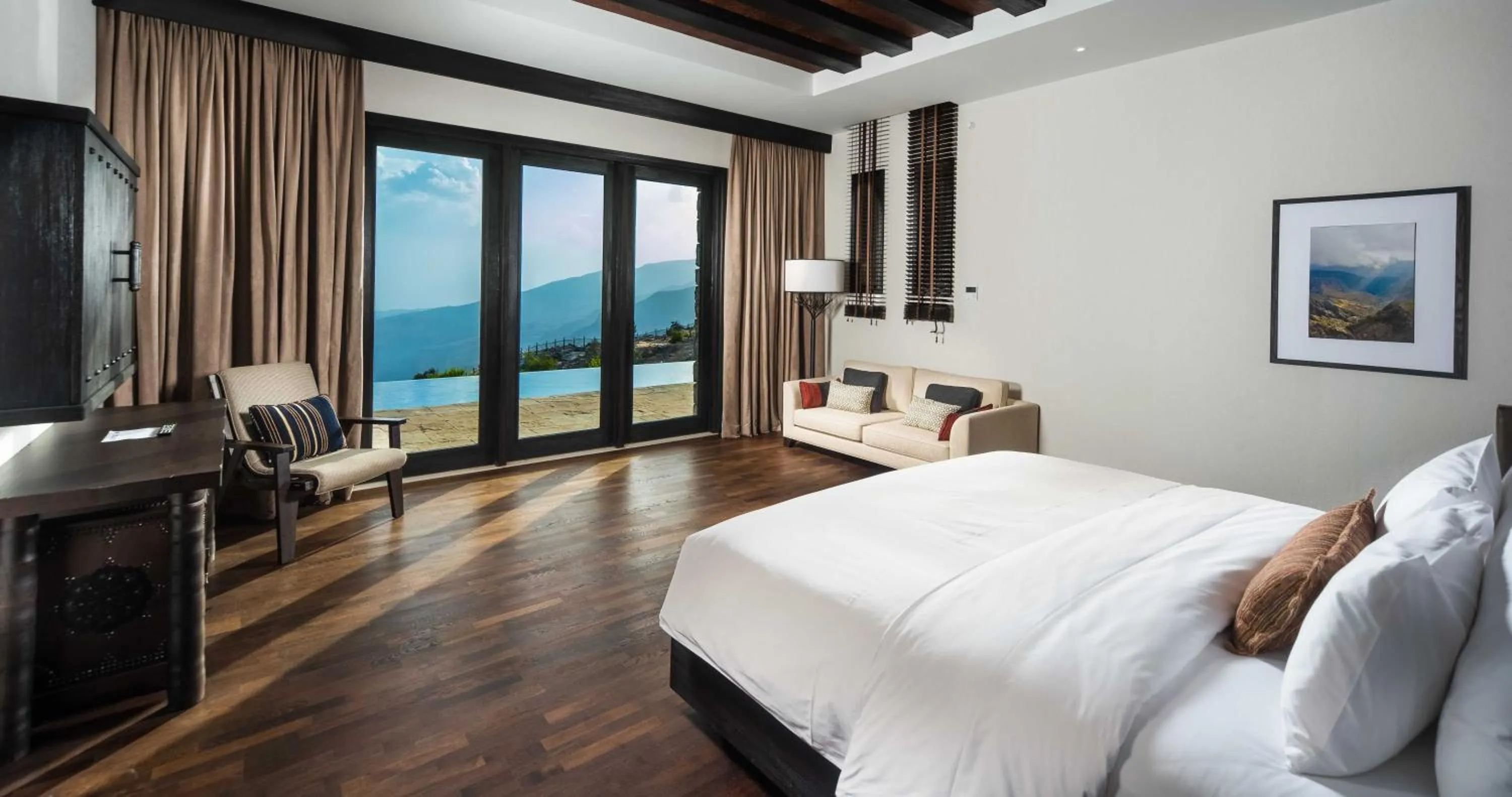 Photo of the whole room, Bed in Alila Jabal Akhdar