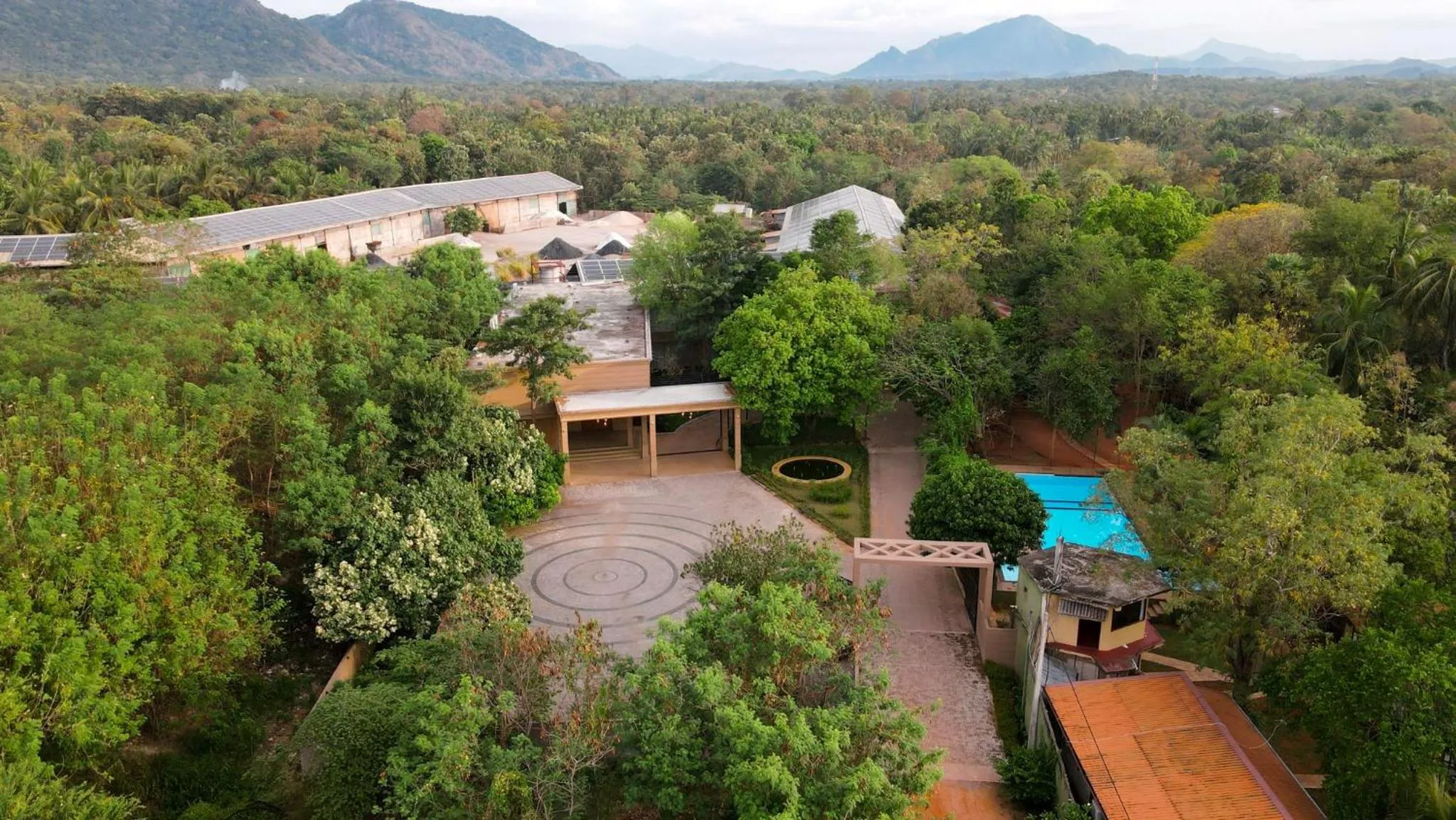 Property building in Lavendish Country Resort