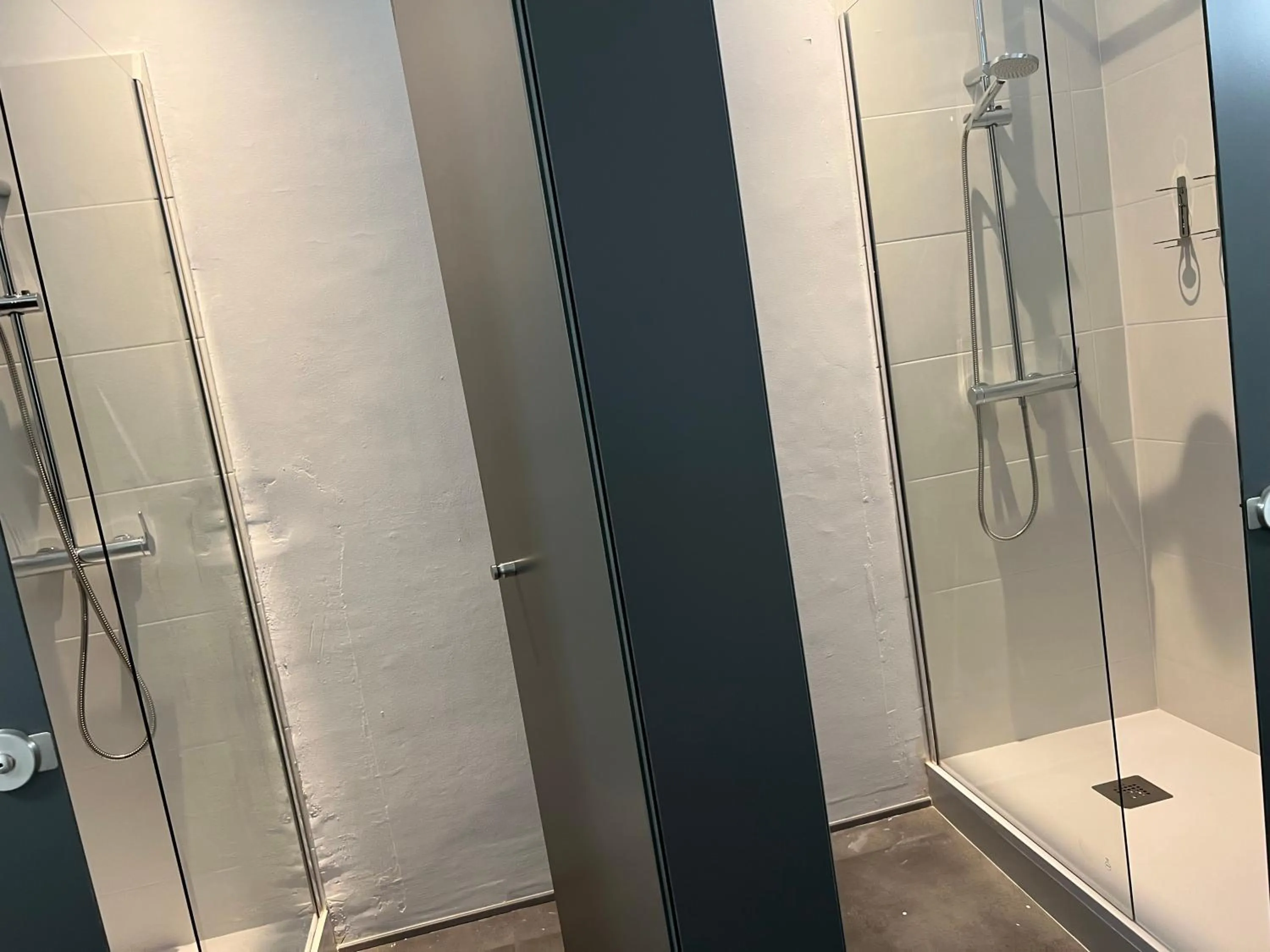 Public Bath in The MO GOTIC