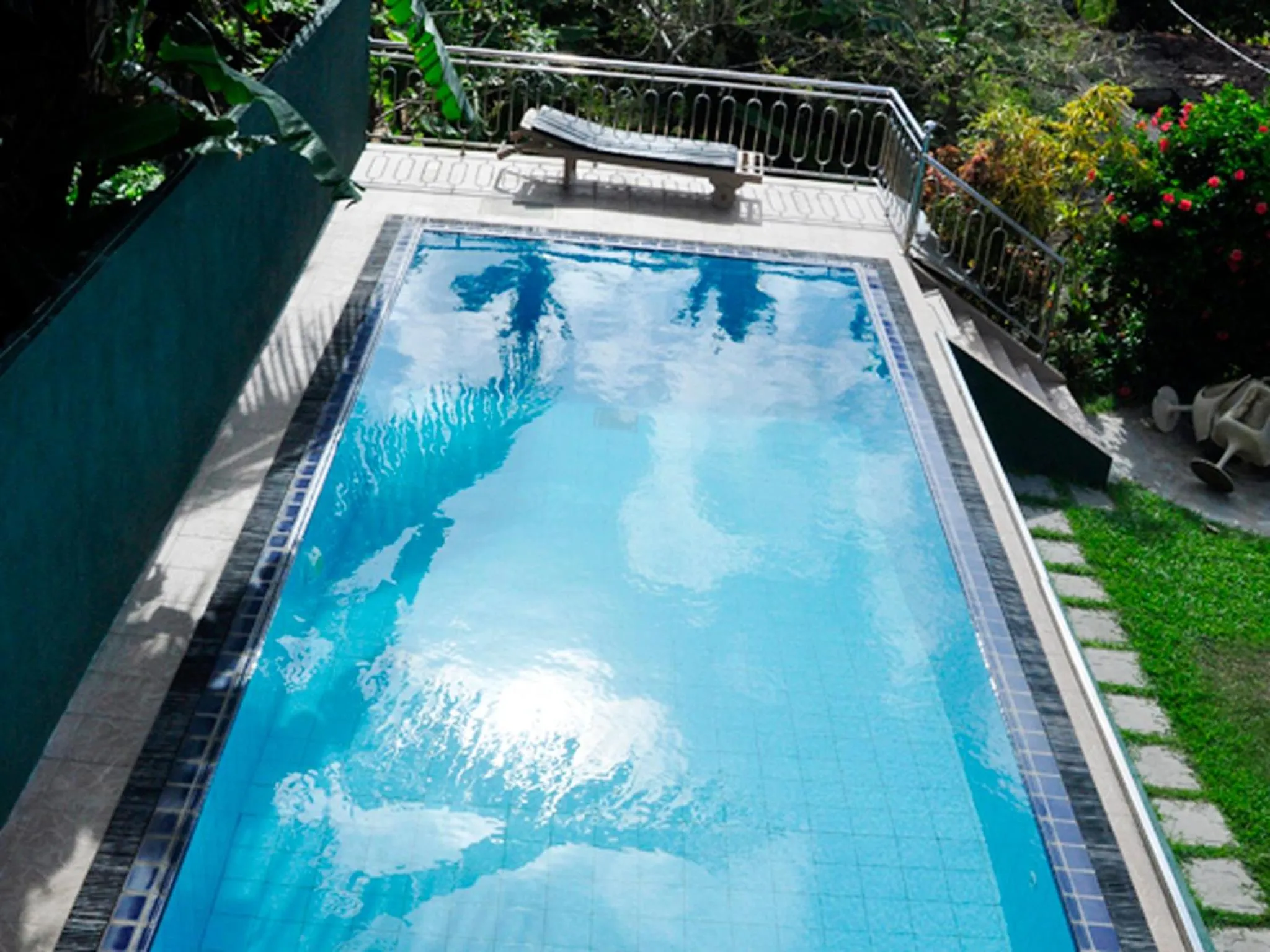 Swimming pool in Little Paradise