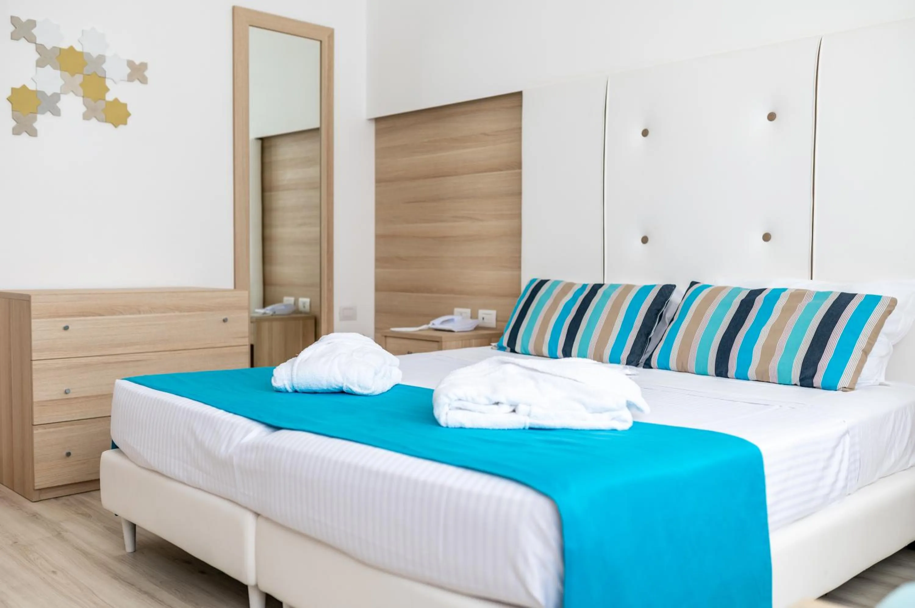 Bedroom, Bed in Nicolaus Prime Il Gabbiano Hotel