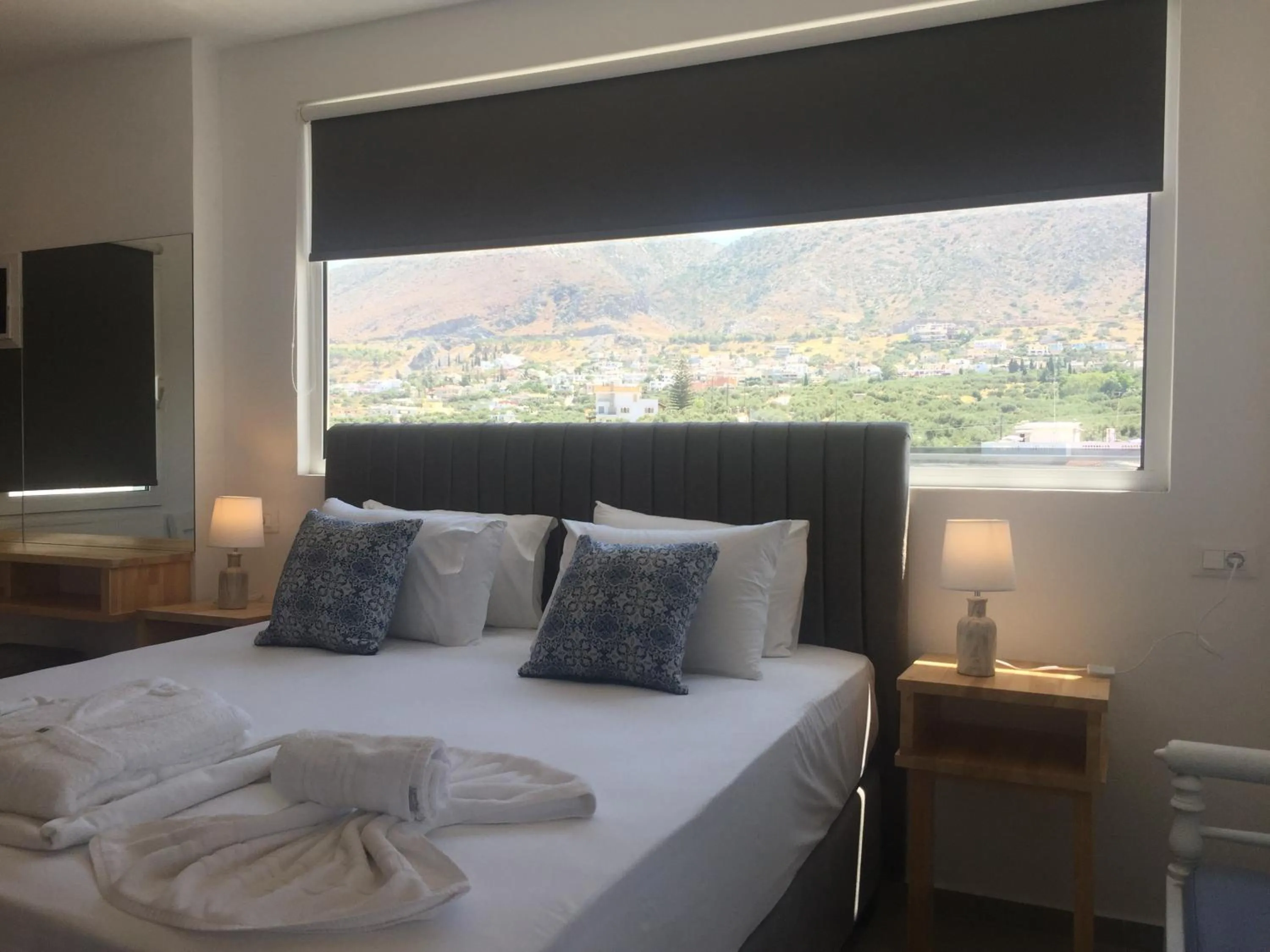 Bed in City Pearl Hotel