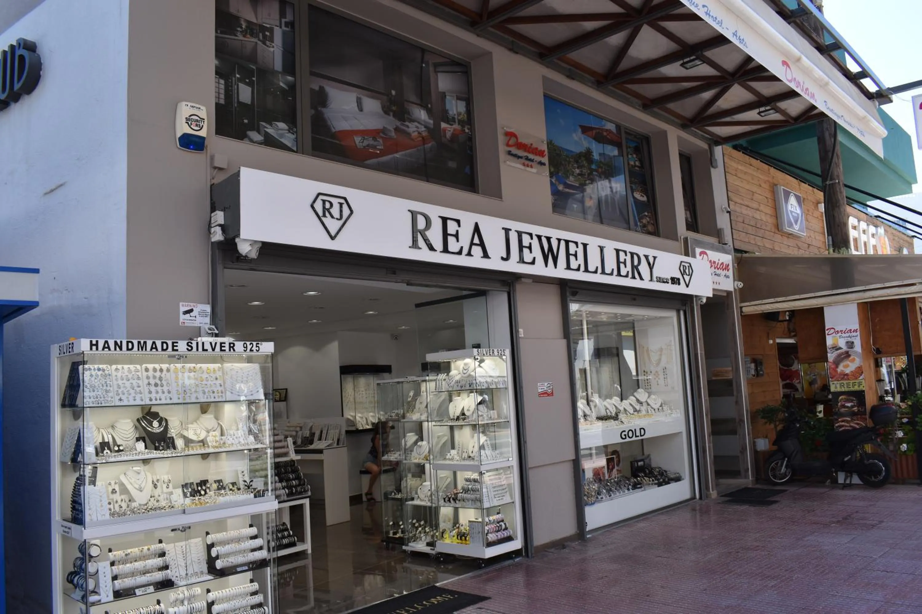 Facade/entrance in Dorian Boutique Hotel-Apartments