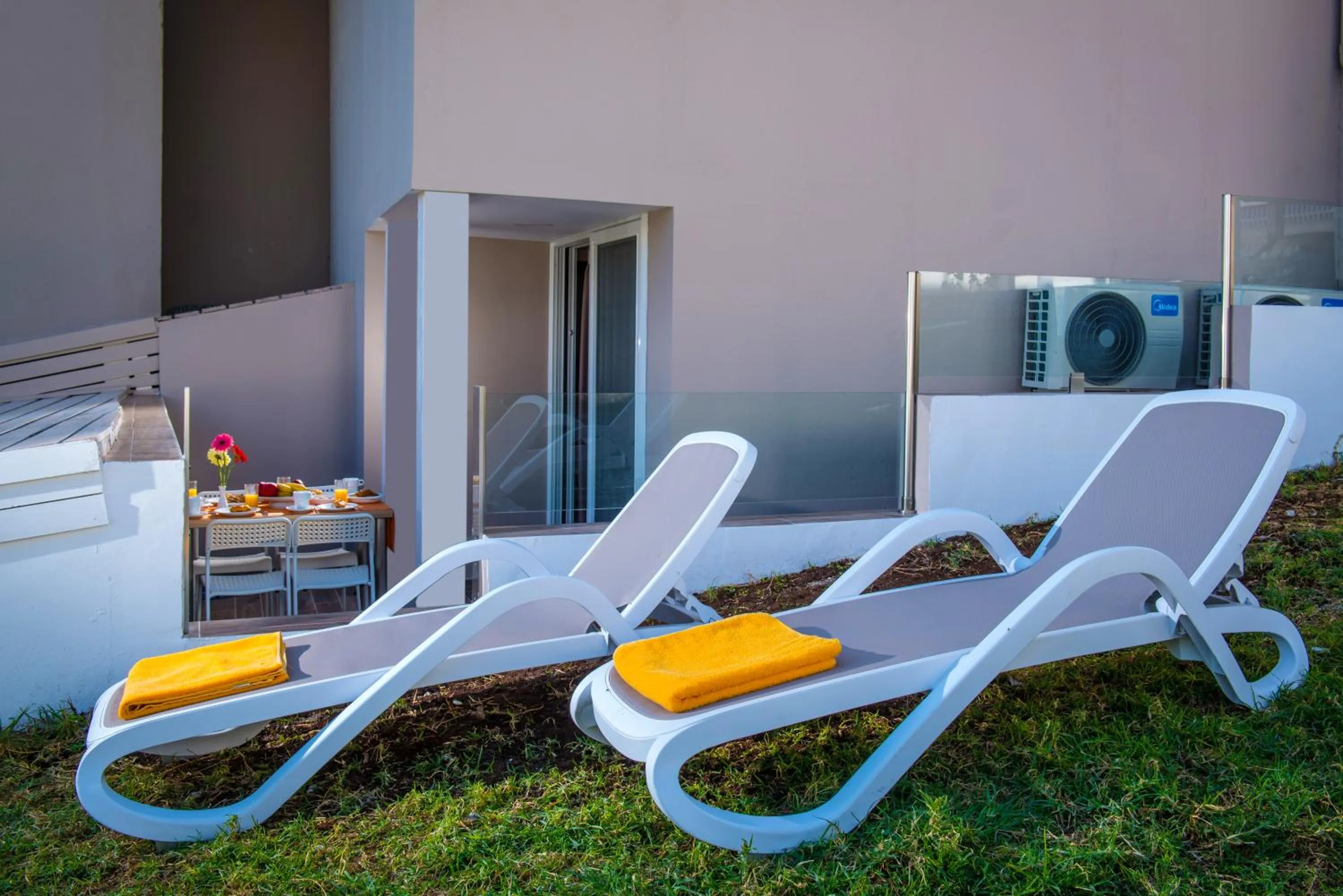 Garden in Dorian Boutique Hotel-Apartments