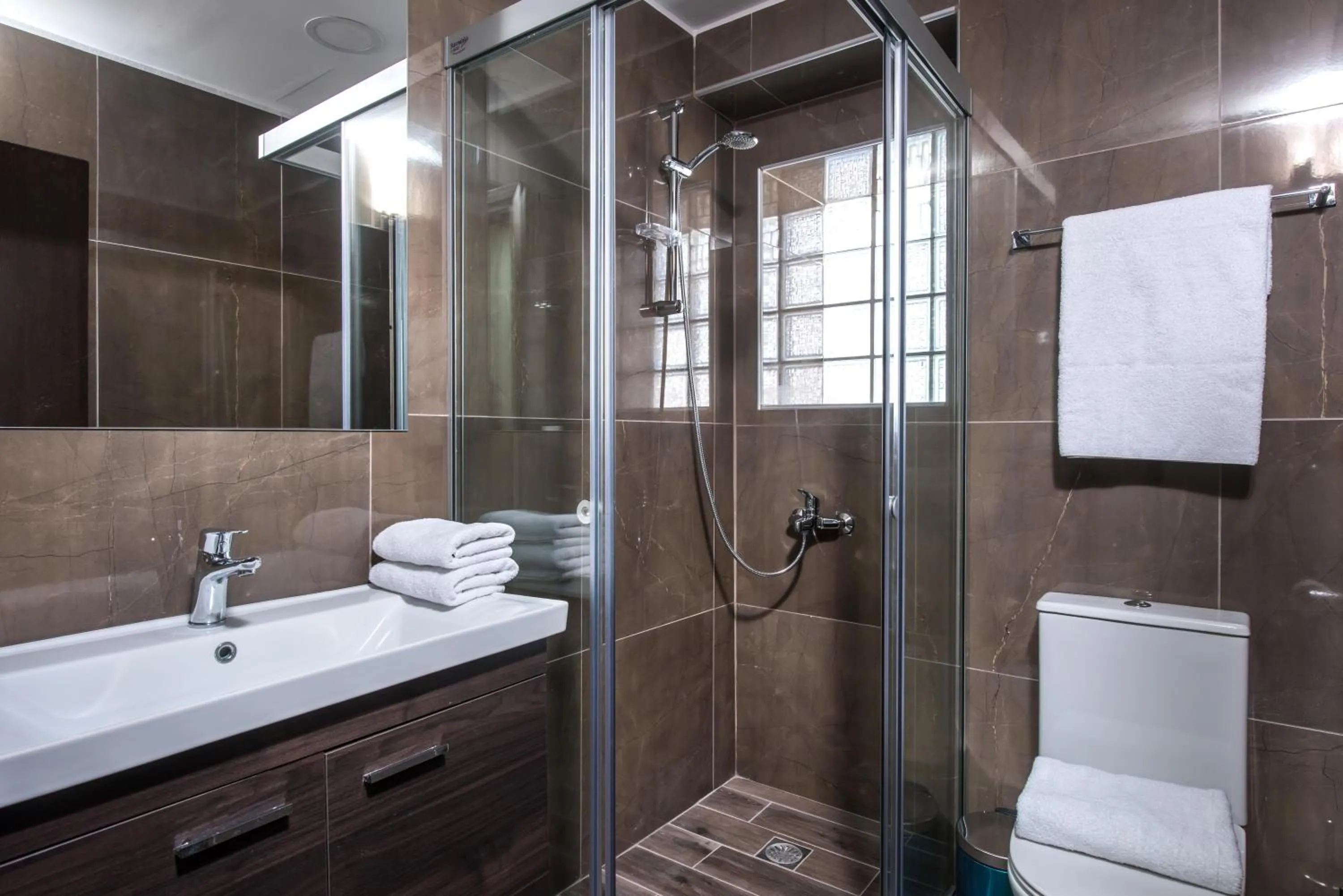 Bathroom in Dorian Boutique Hotel-Apartments