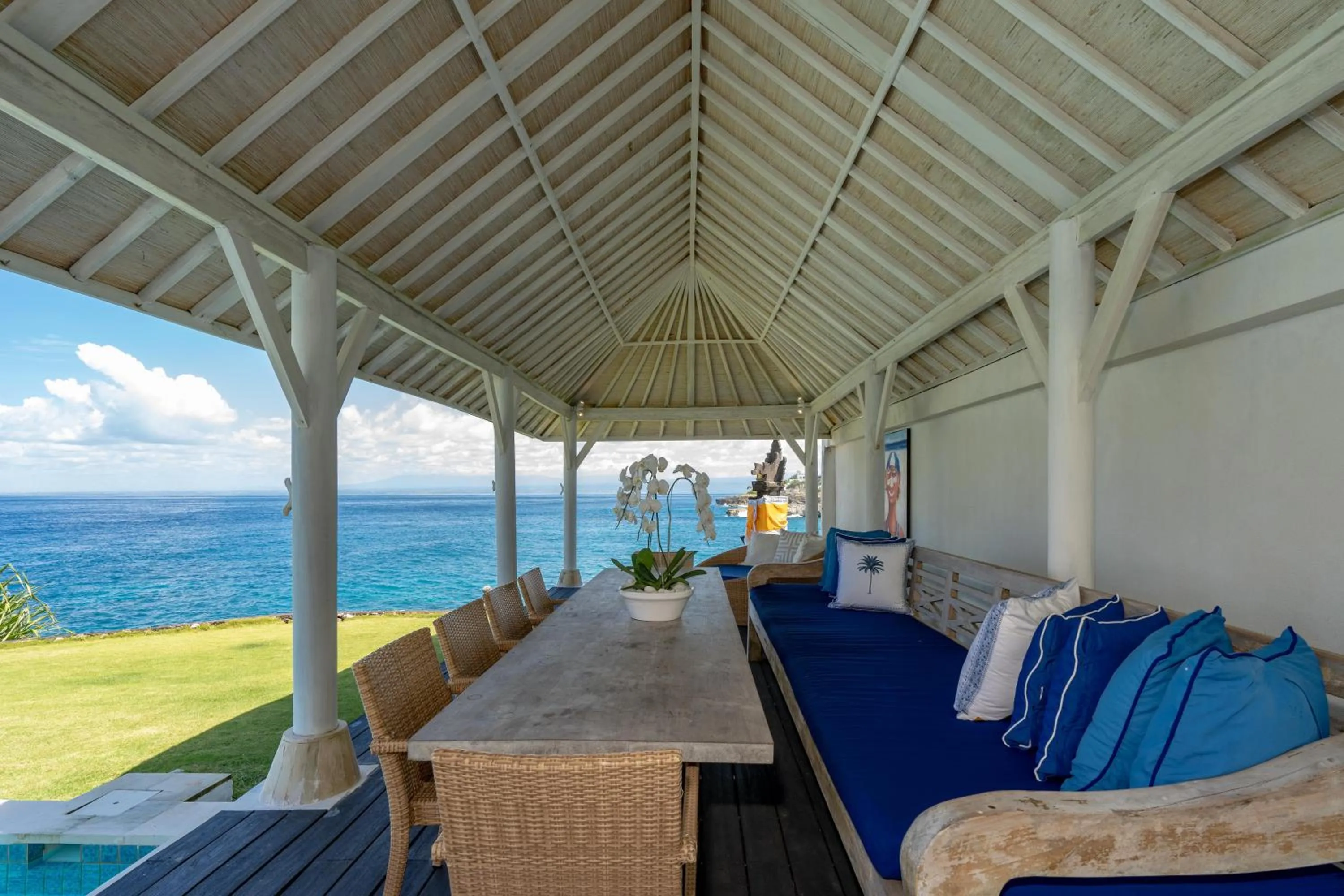 Dining area in Casa del Mar