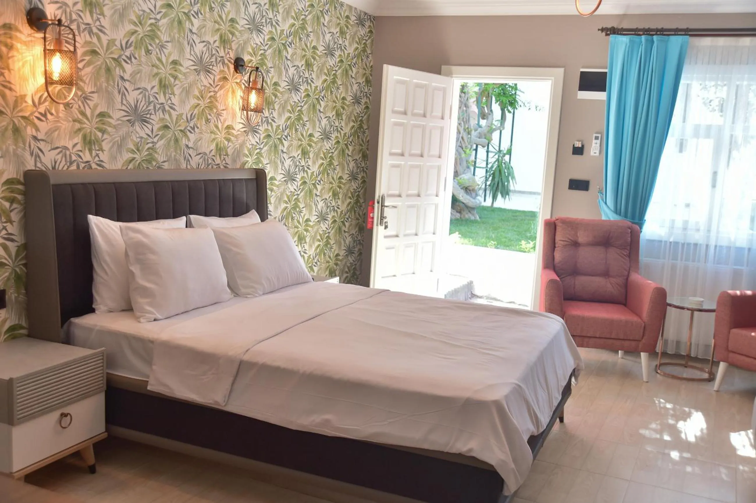 Photo of the whole room, Bed in Noya Köşk Otel