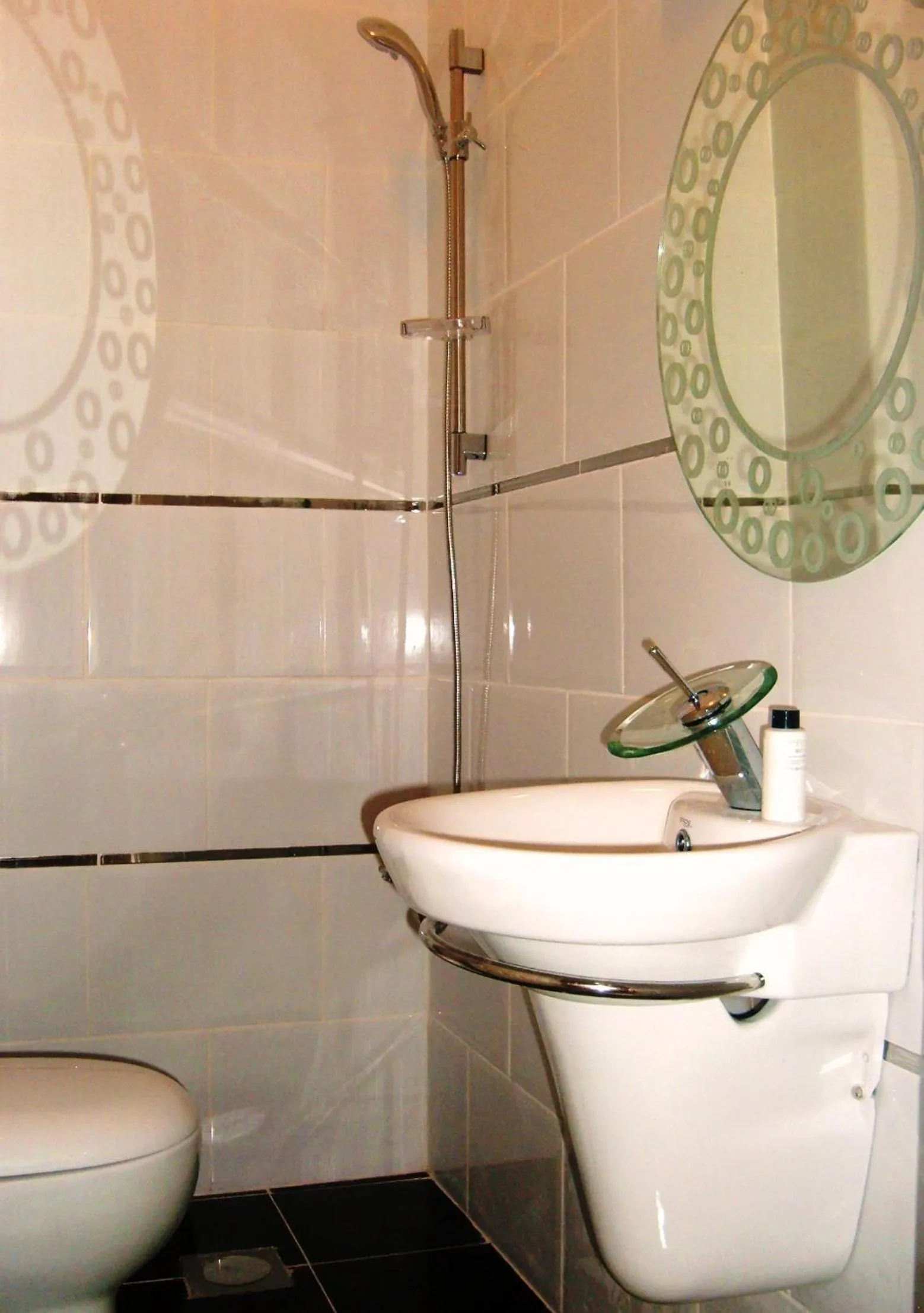 Toilet in The Place Apartments