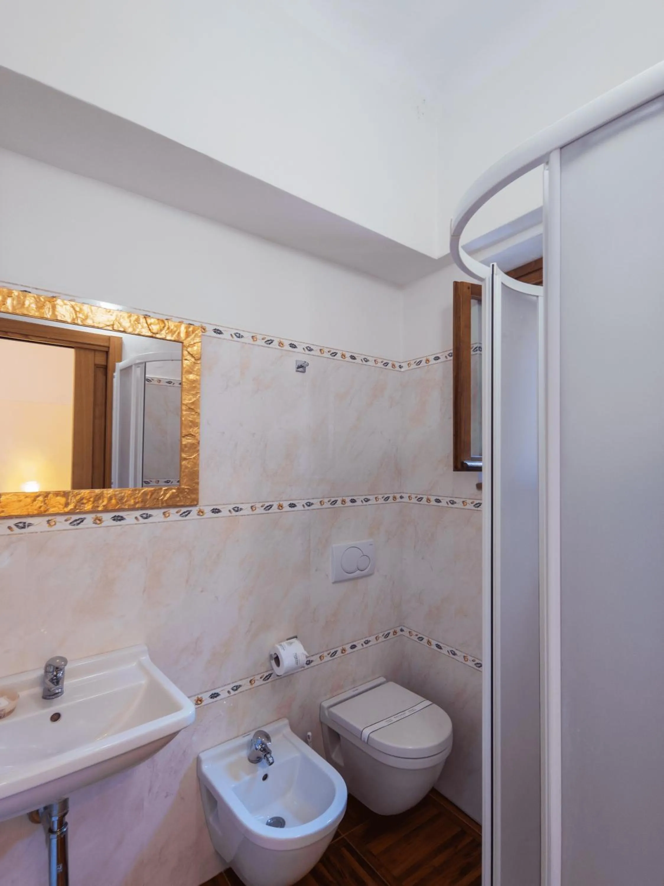 Bathroom in B&B Siena In Centro - Diffuso