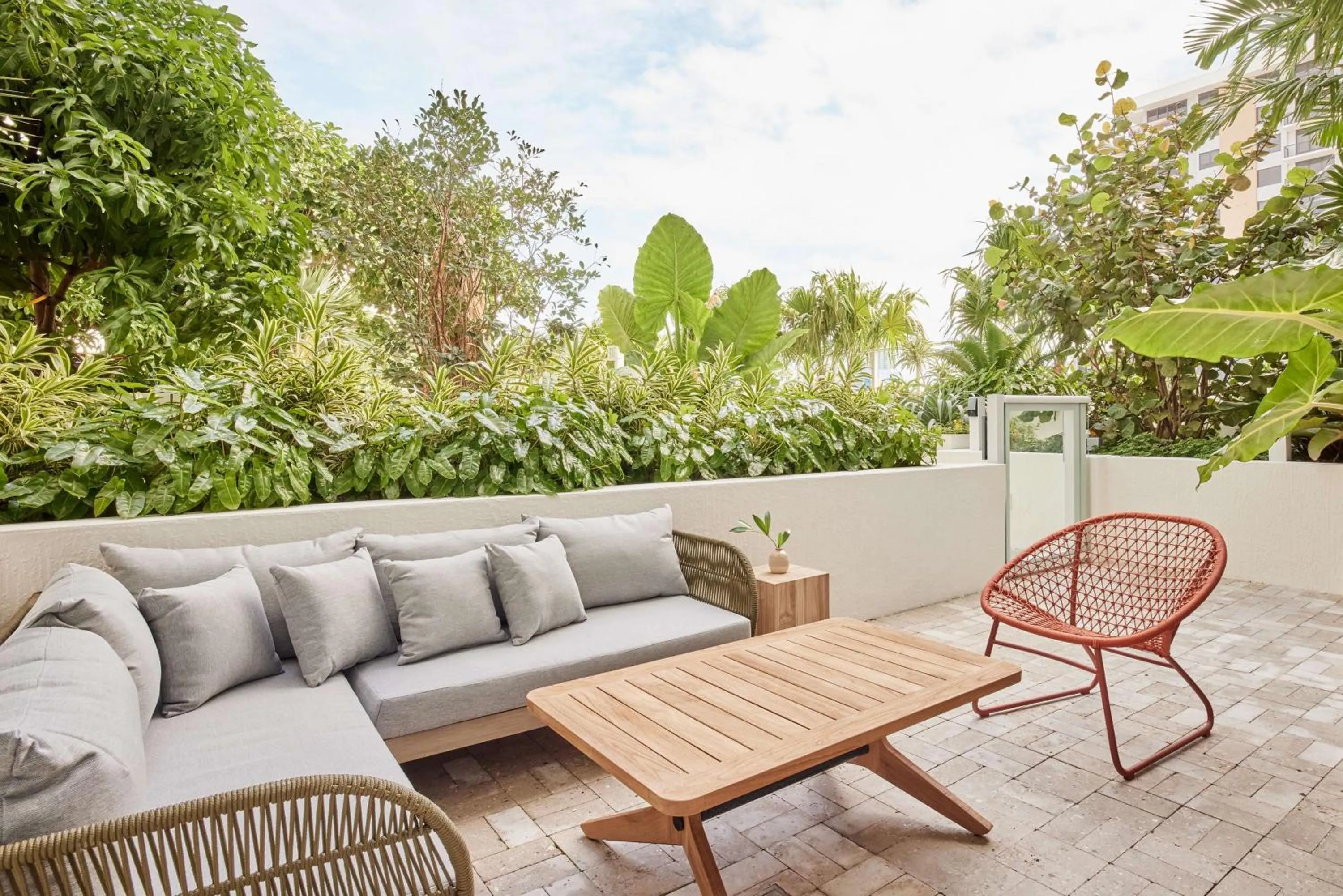 Photo of the whole room in Arlo Wynwood Miami