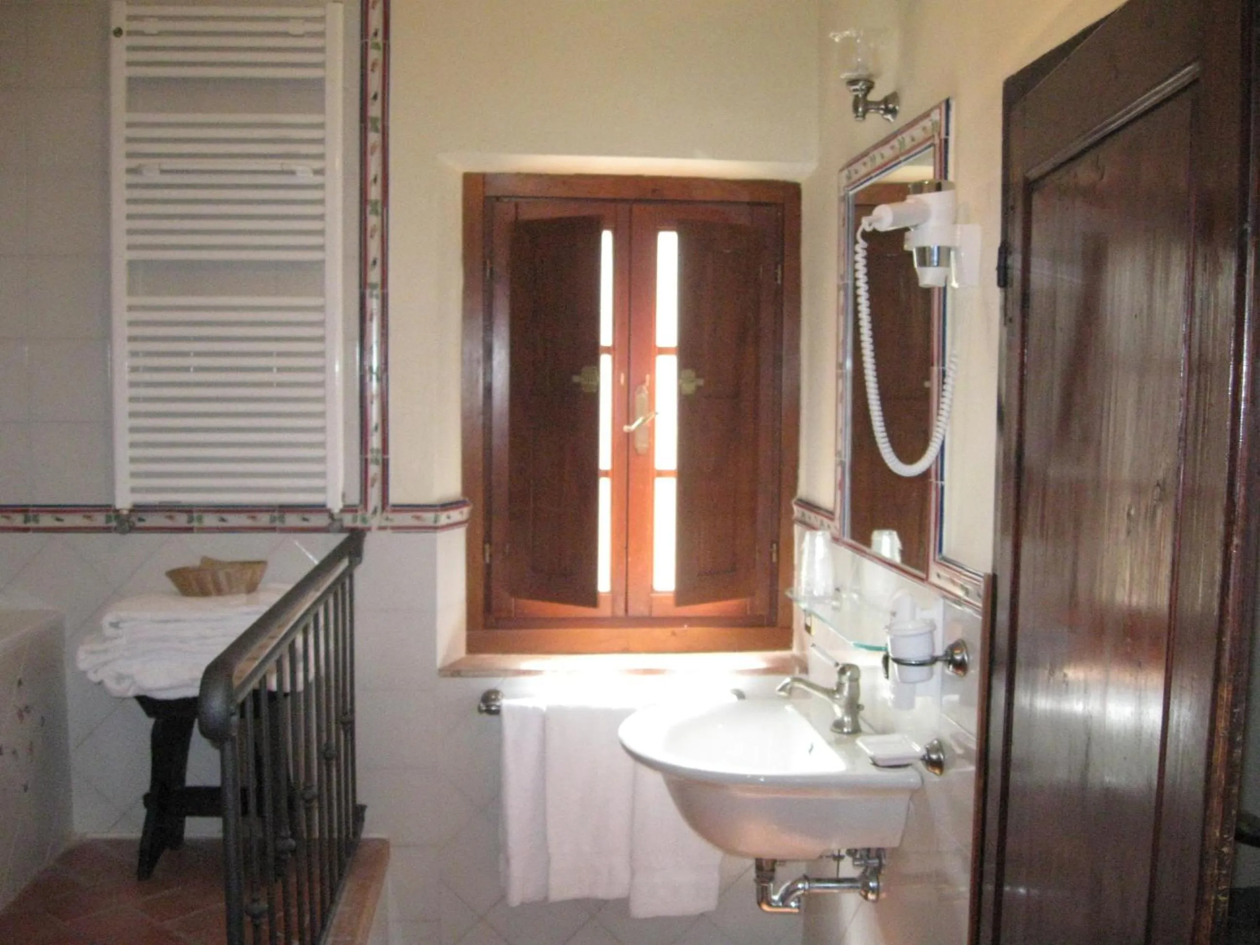 Bathroom in Villa Rigacci