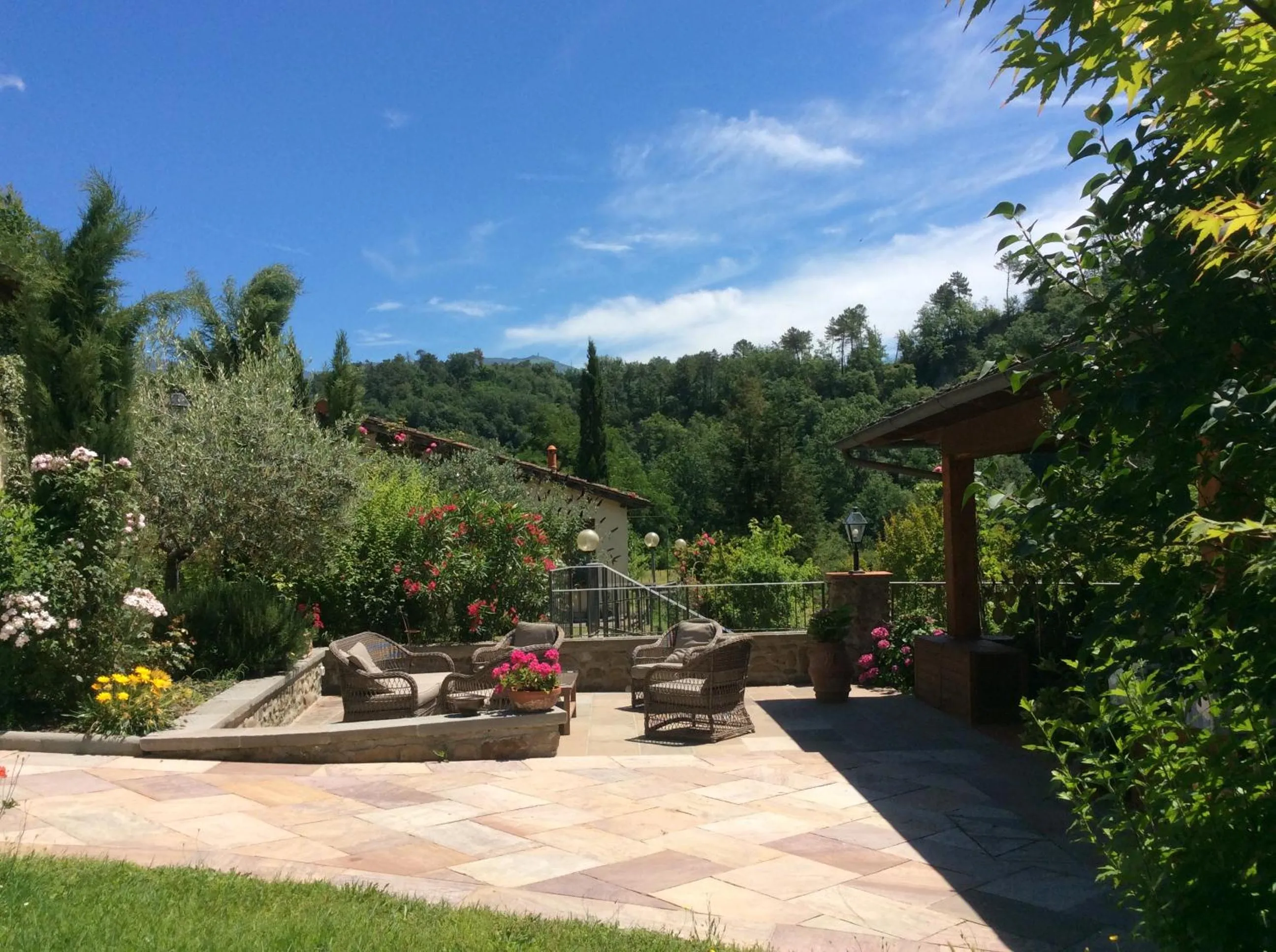 Communal lounge/ TV room in Villa Rigacci
