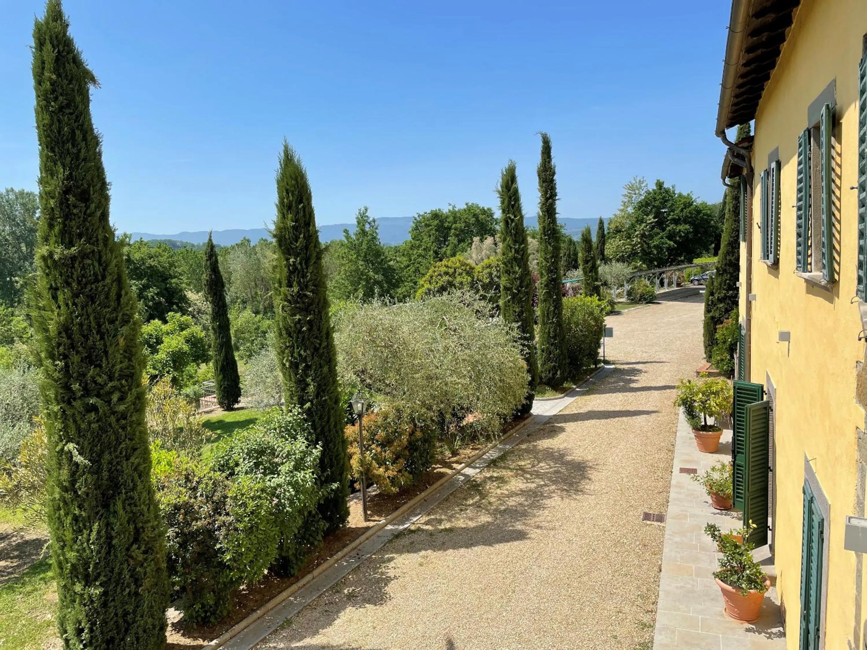 Property building in Villa Rigacci