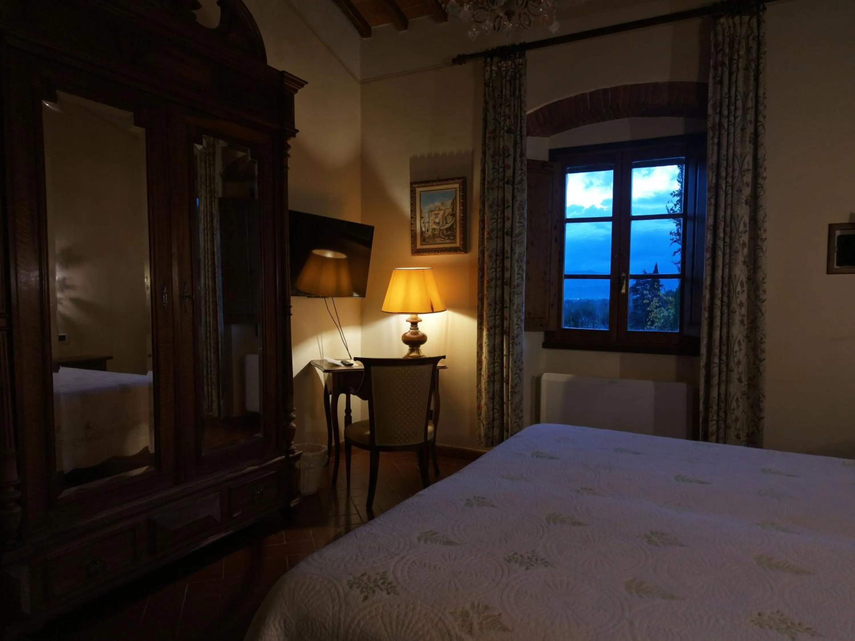 Bed in Villa Rigacci