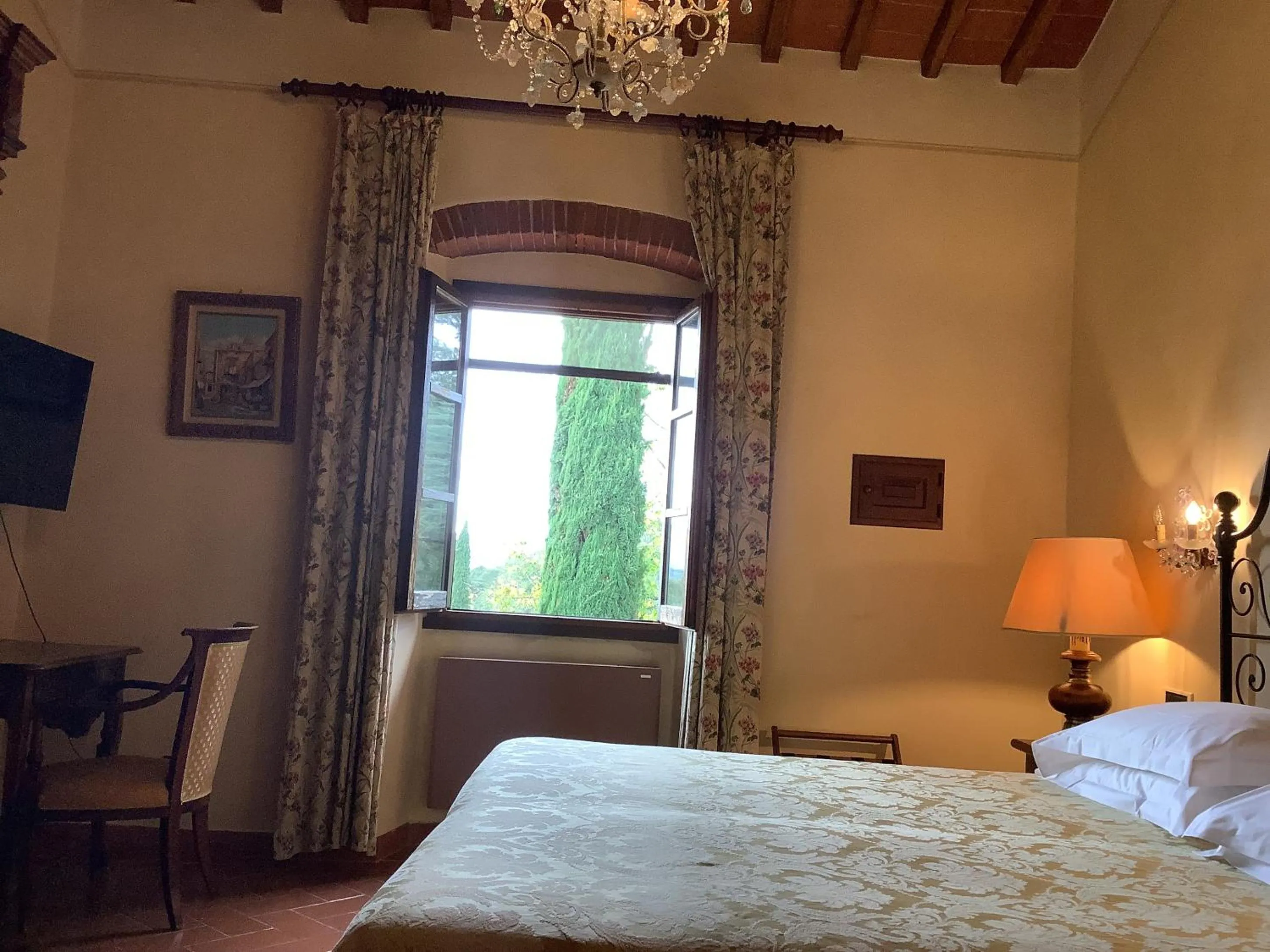 Bed in Villa Rigacci