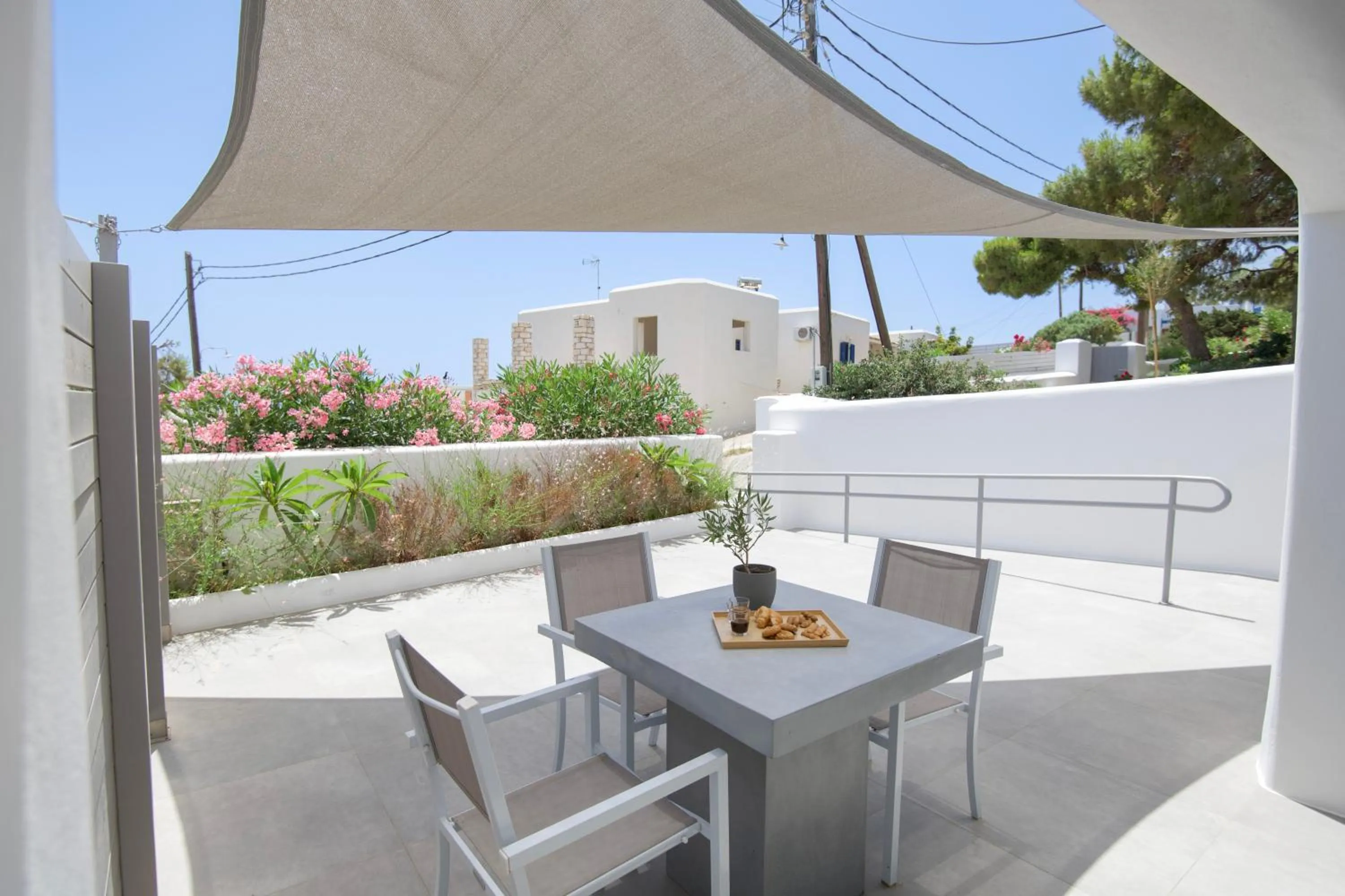 Patio in Alexander Suites