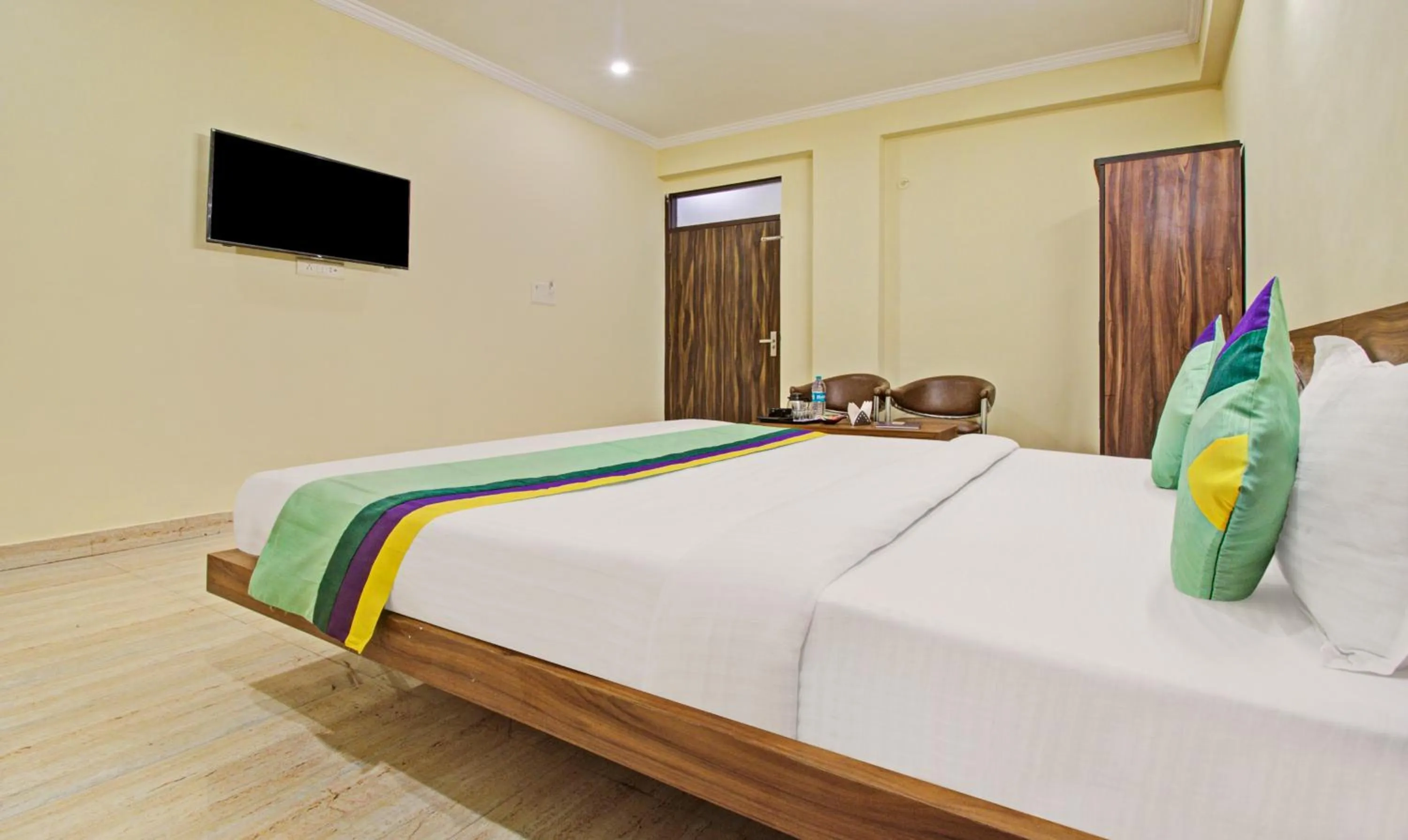 Bedroom, Bed in Hotel Rama Hindustani