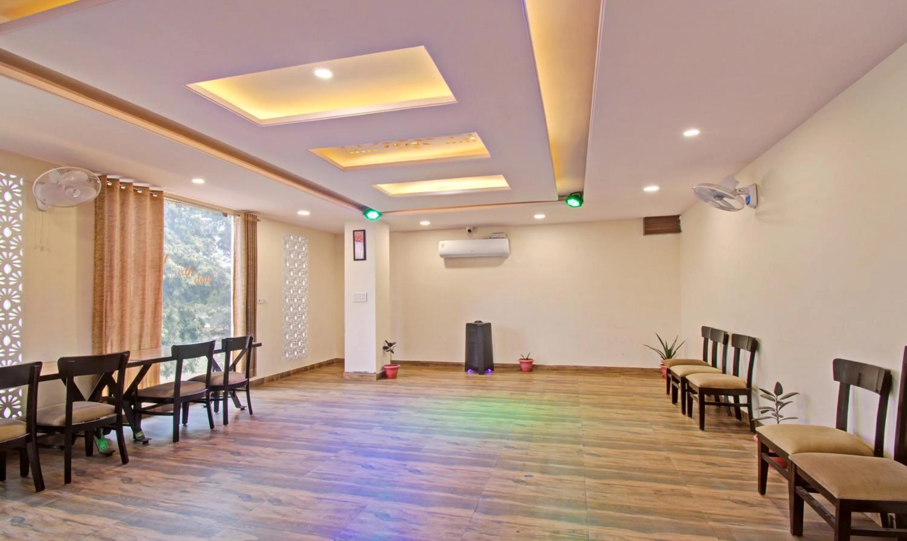 Seating area in Hotel Rama Hindustani