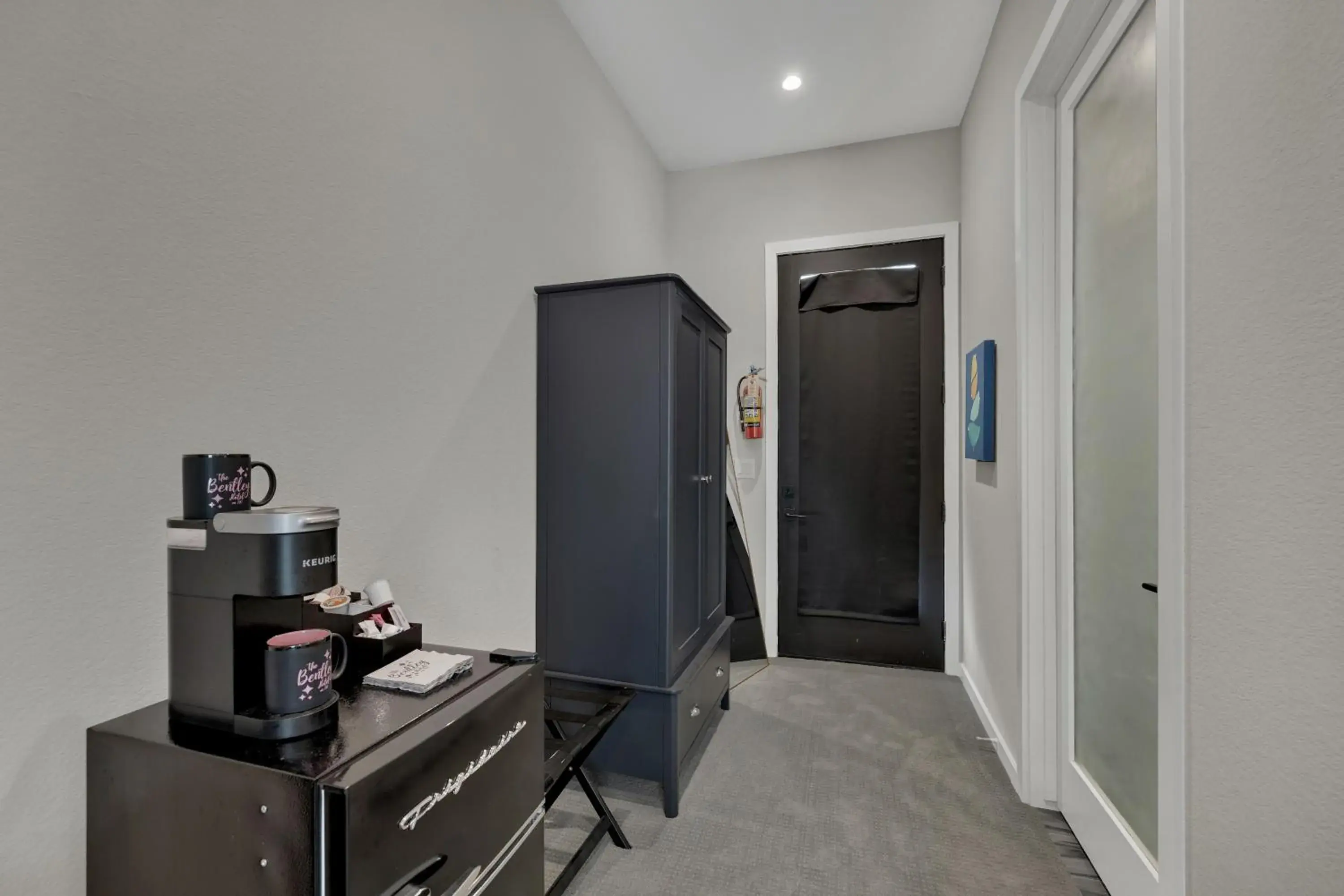 King Suite with Balcony in The Bentley Hotel on 290 King Suite with Balcony in The Bentley Hotel on 290