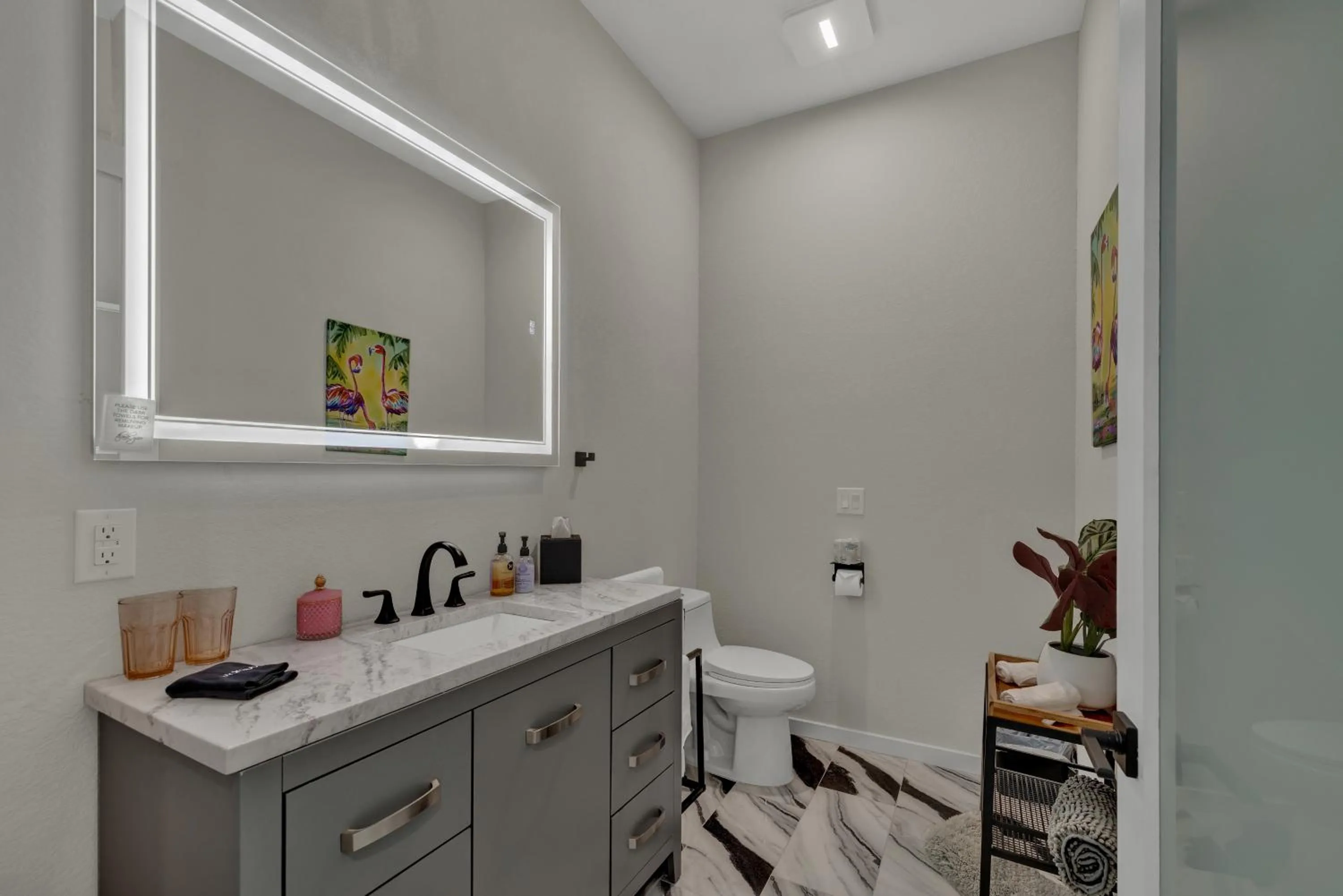 Toilet in The Bentley Hotel on 290