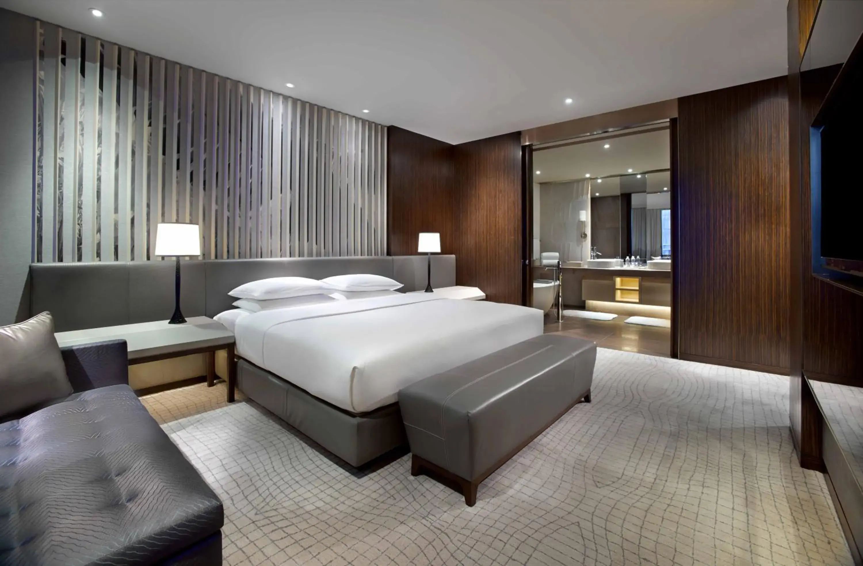 Twin Room - single occupancy - Club Access in Hyatt Regency Suzhou Twin Room - single occupancy - Club Access in Hyatt Regency Suzhou