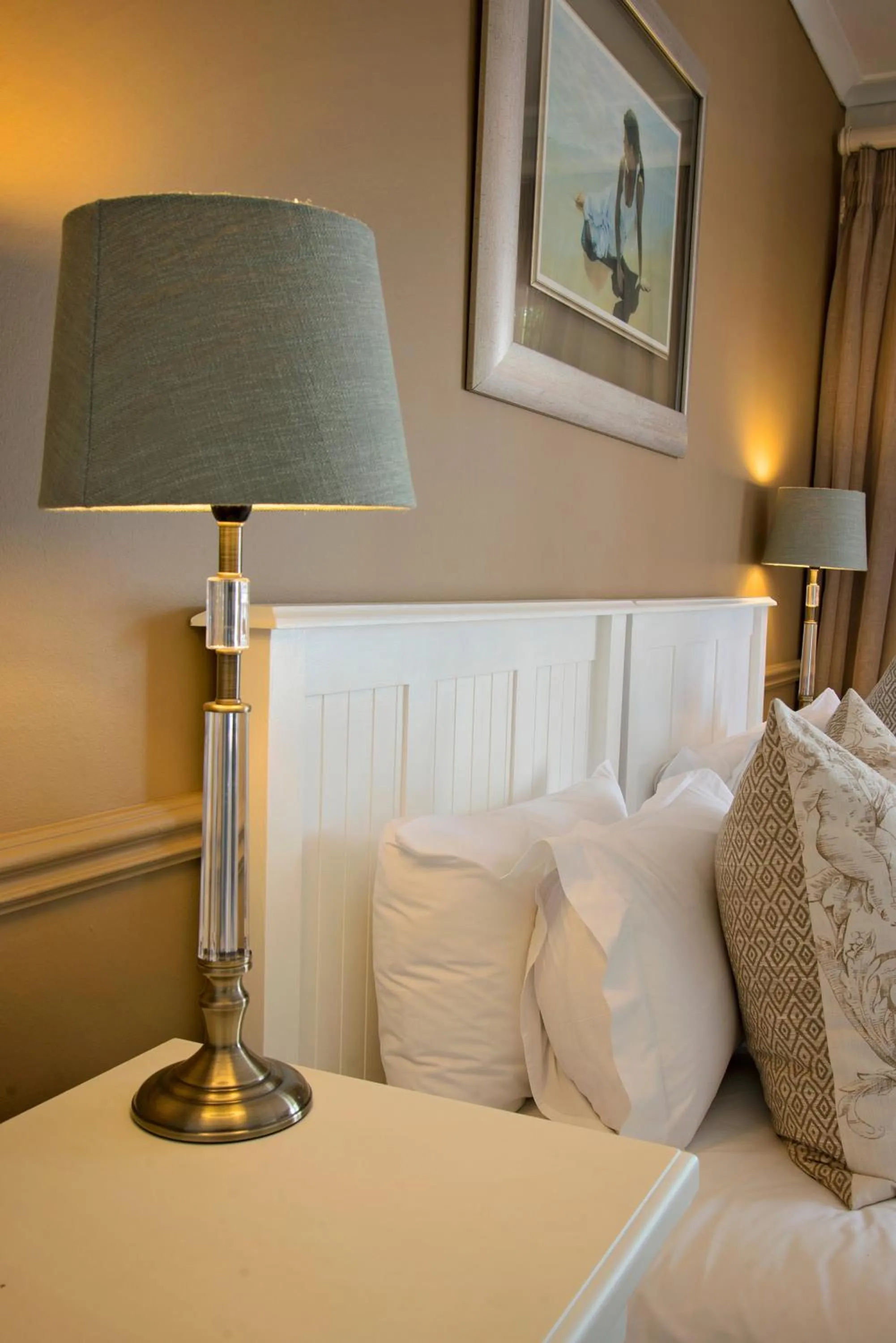 Decorative detail, Bed in First Avenue Guesthouse