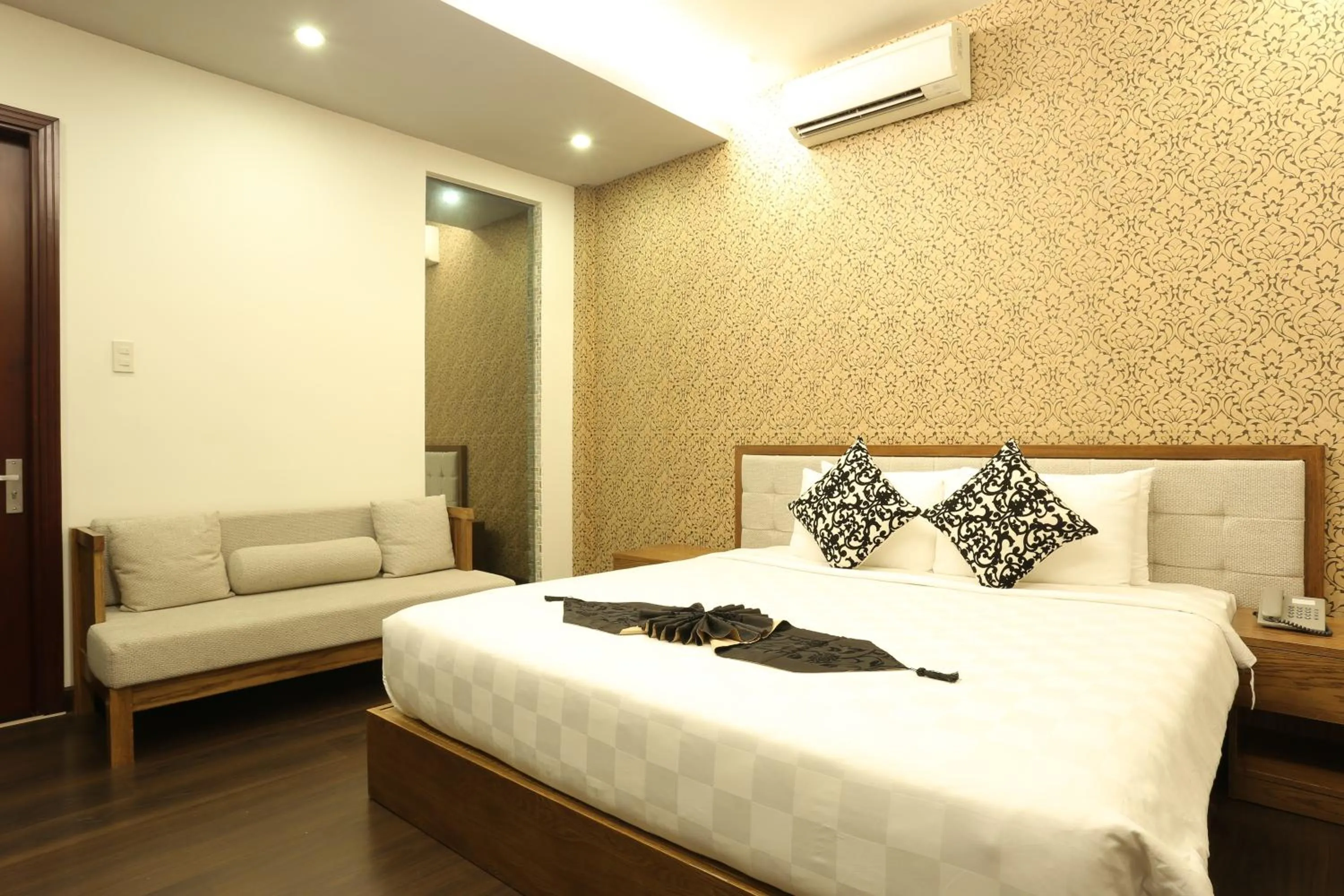 Bed in Valentine Hotel