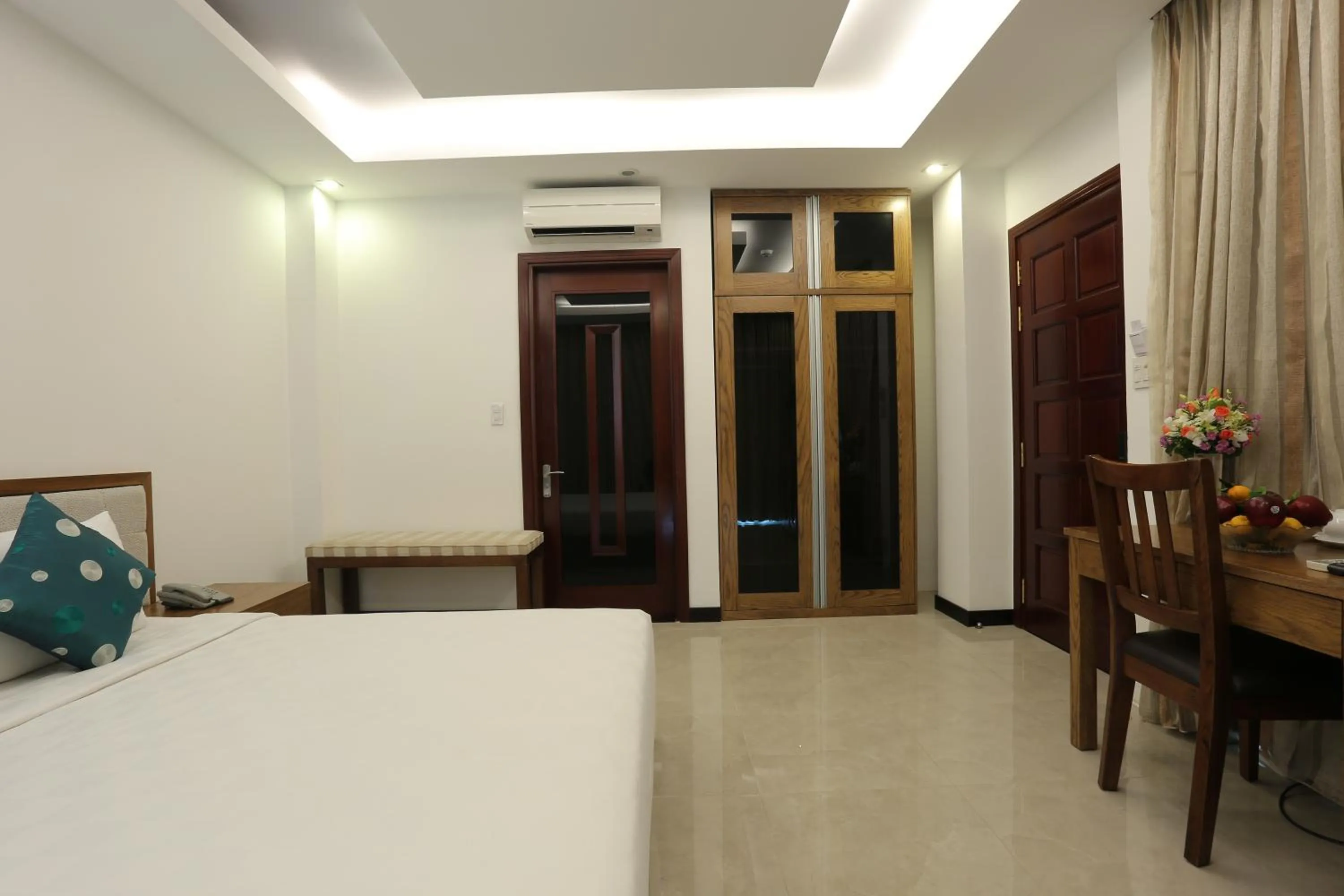 Bed in Valentine Hotel