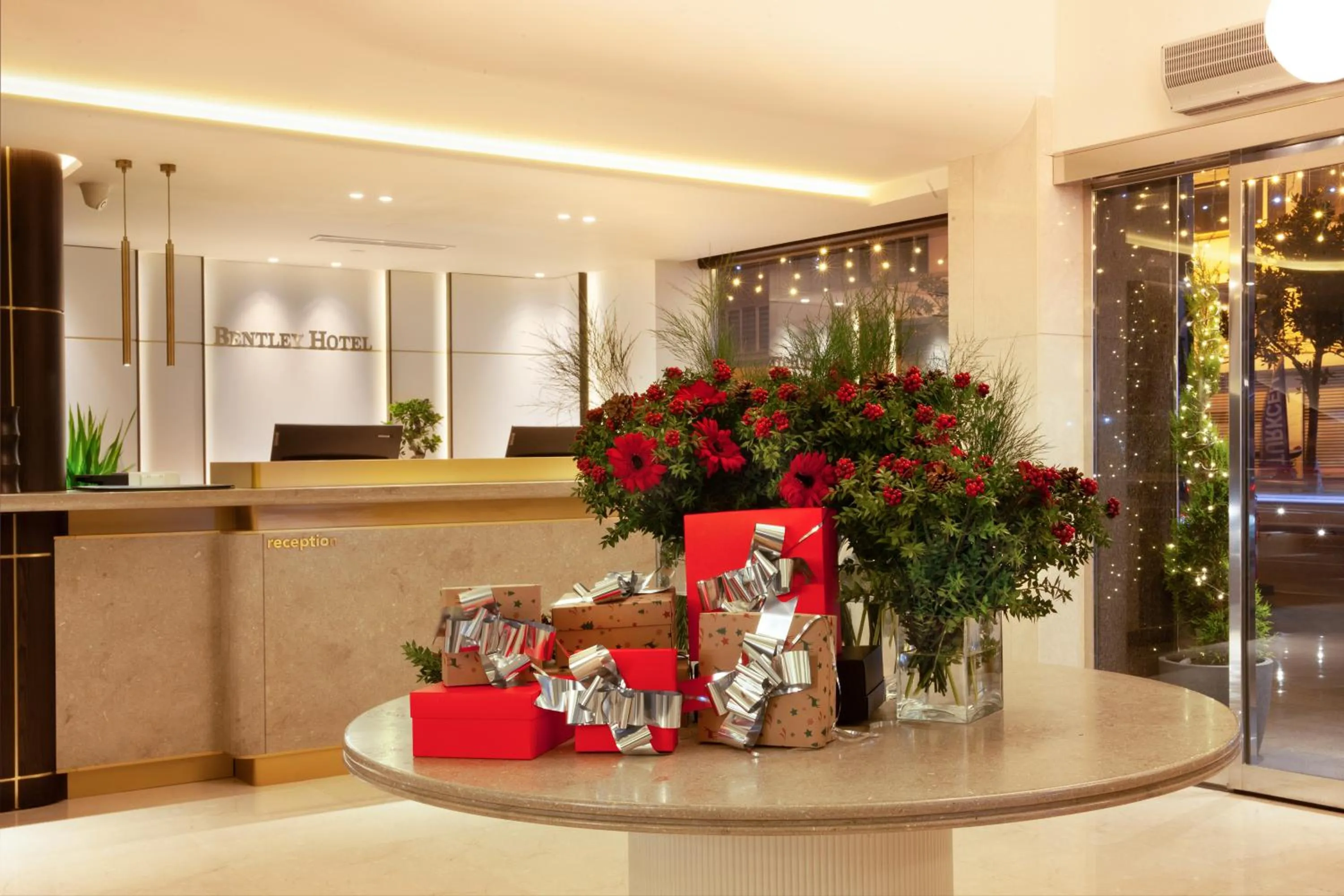 Lobby or reception in Bentley Hotel Bosphorus - Special Class