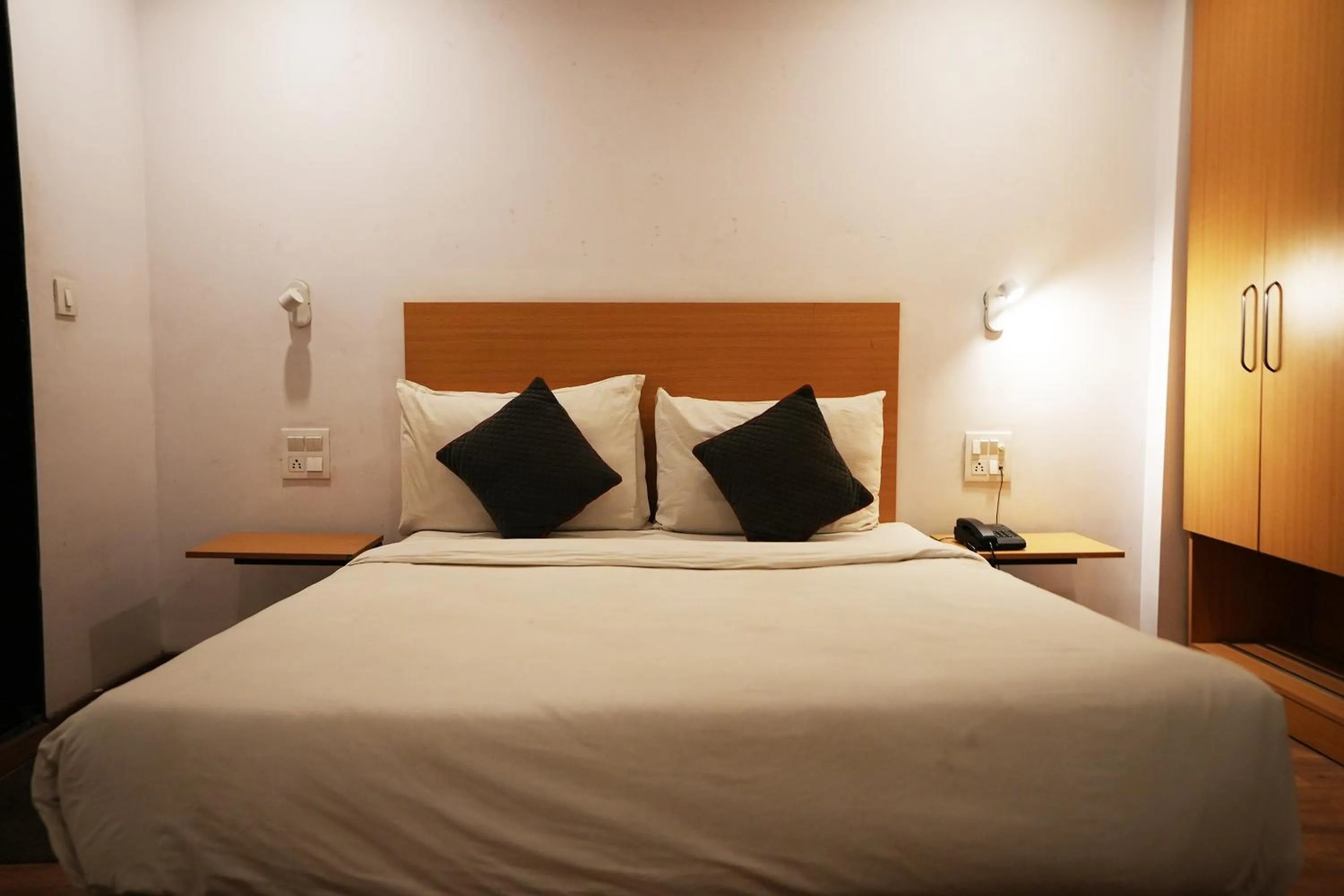 Bed in Hotel Townhouse at Udaipur City Railway Station