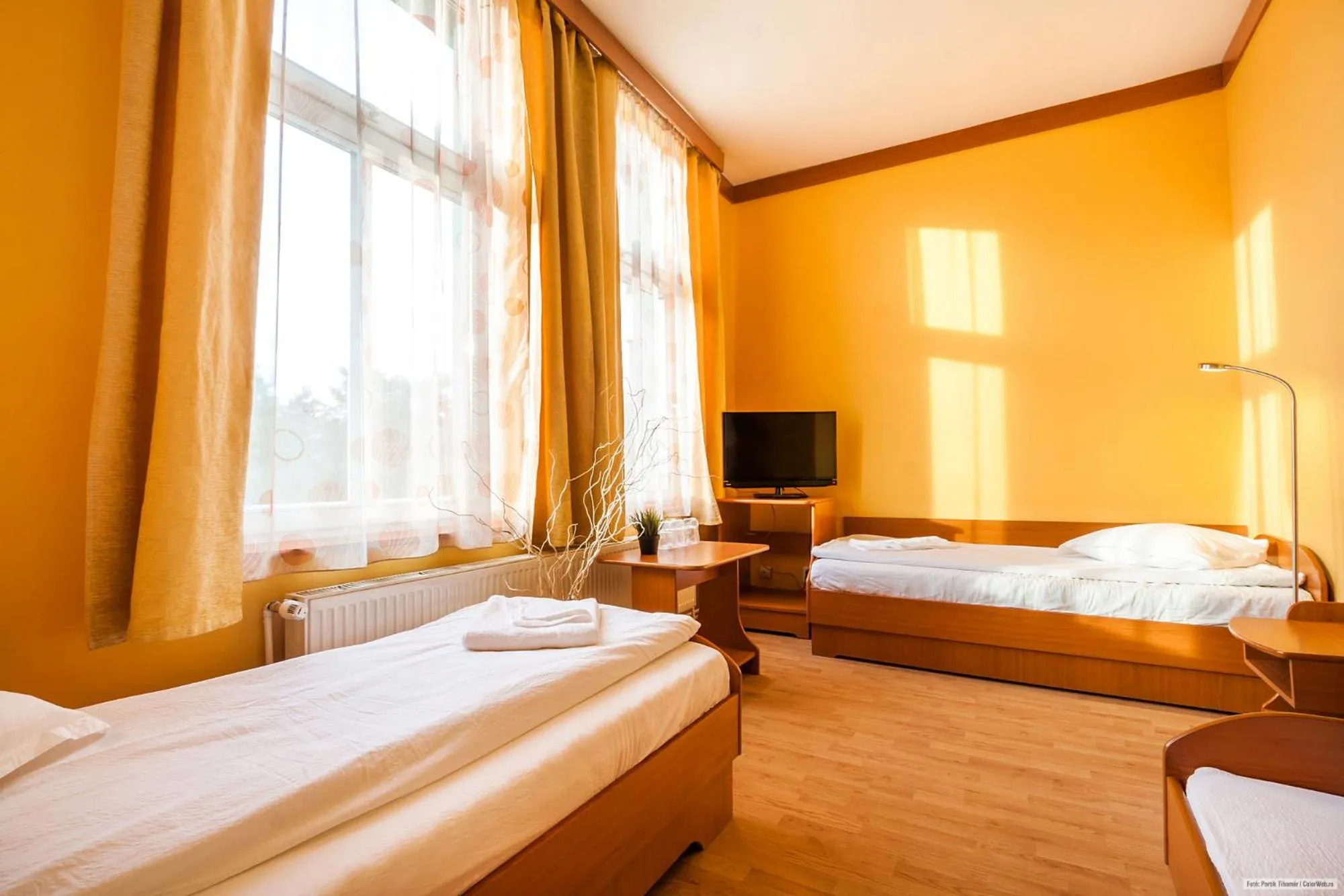 Facade/entrance, Bed in Szilagyi Hotel&Restaurant