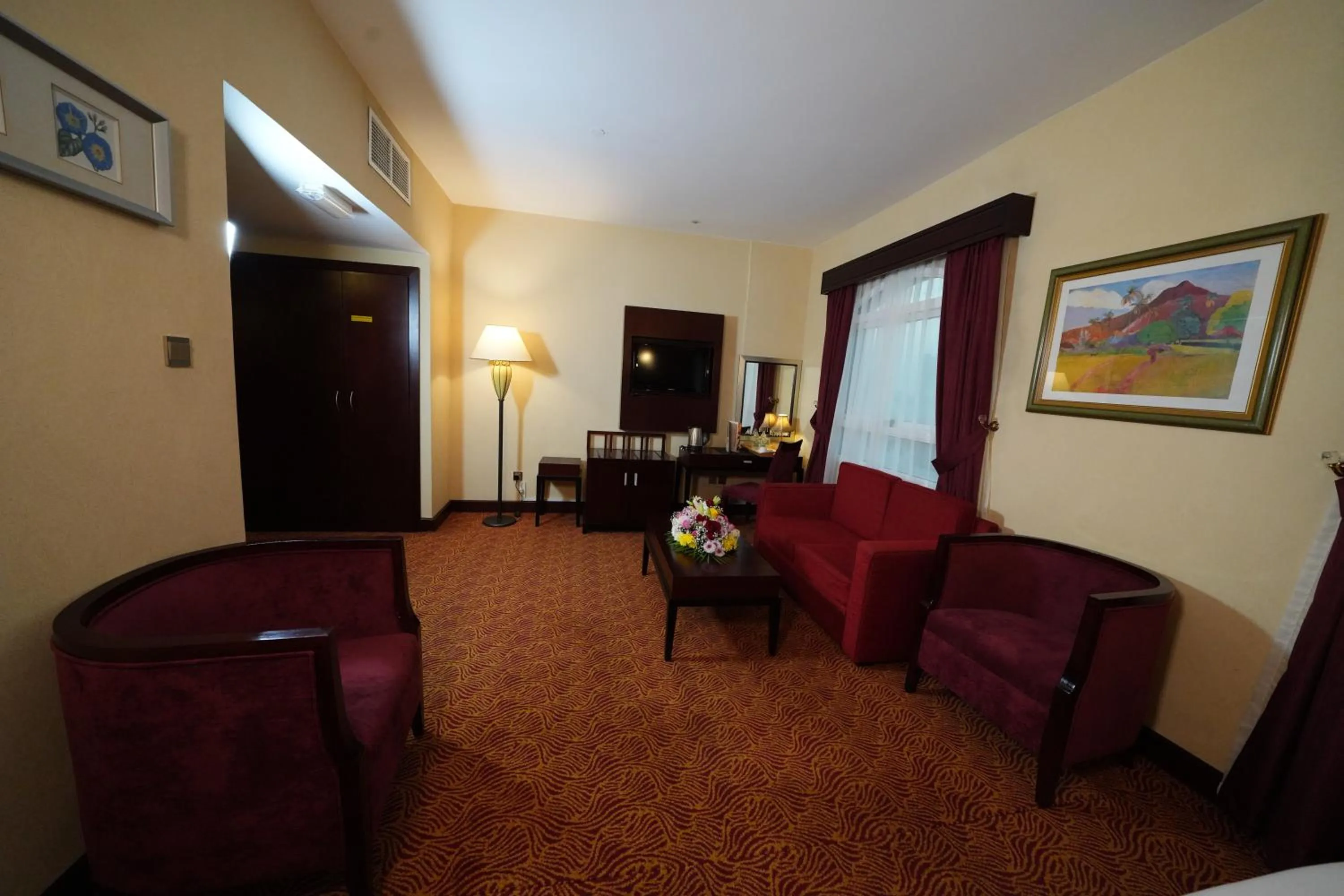 TV and multimedia in Nine Hotel