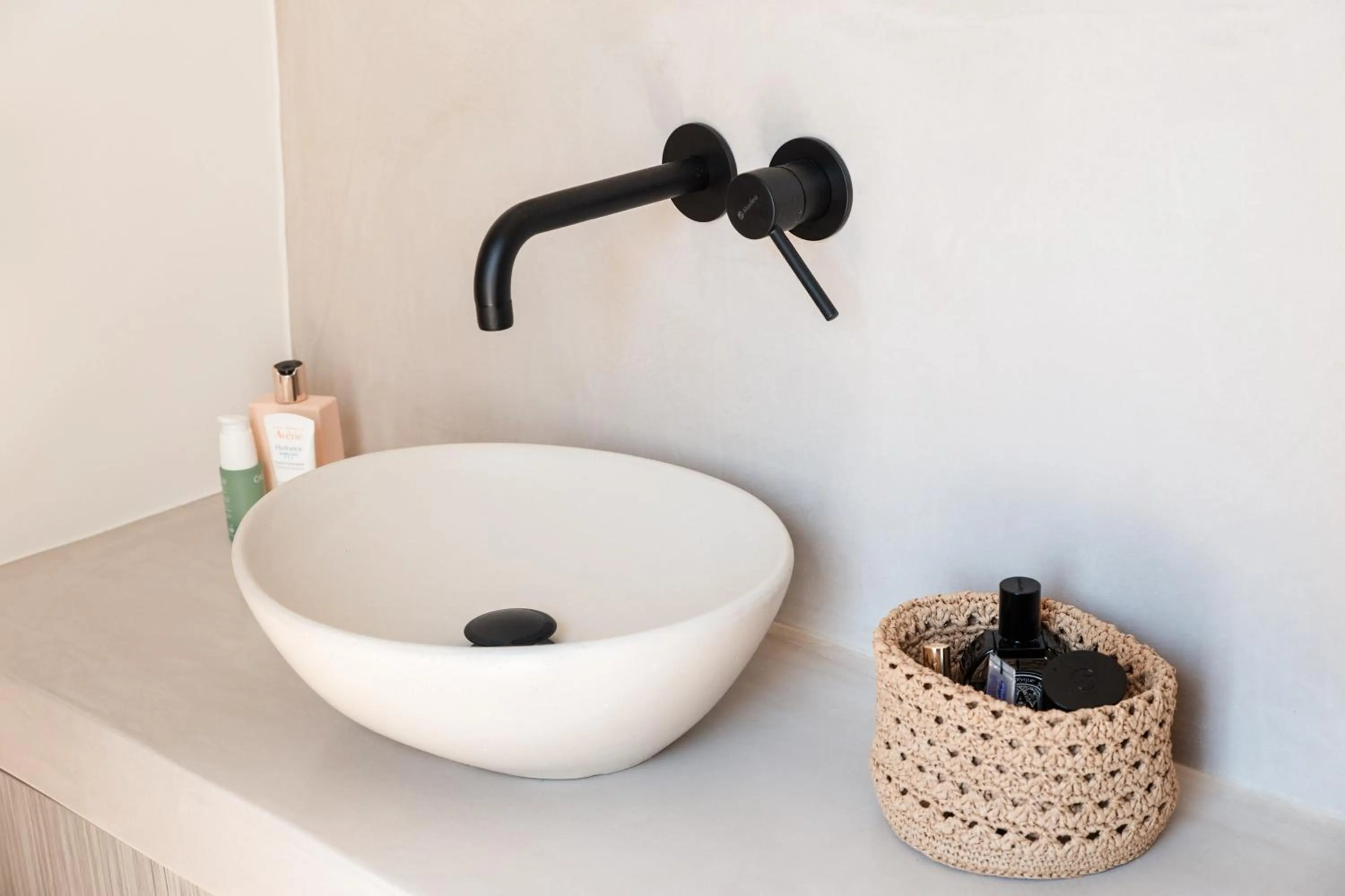 room service in North Wind Luxury Suites