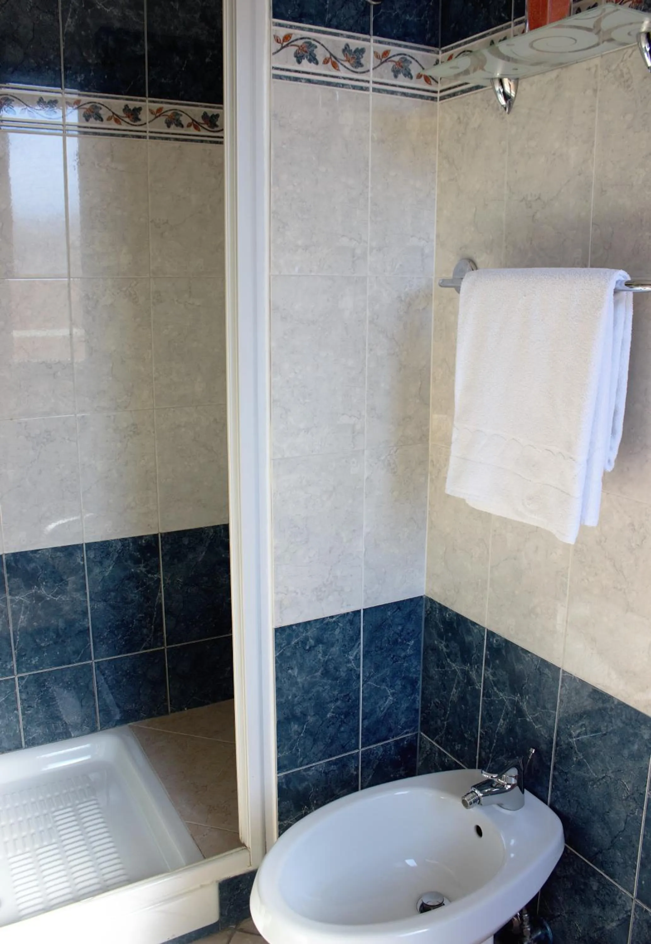 Bathroom in Città Eterna Guest House