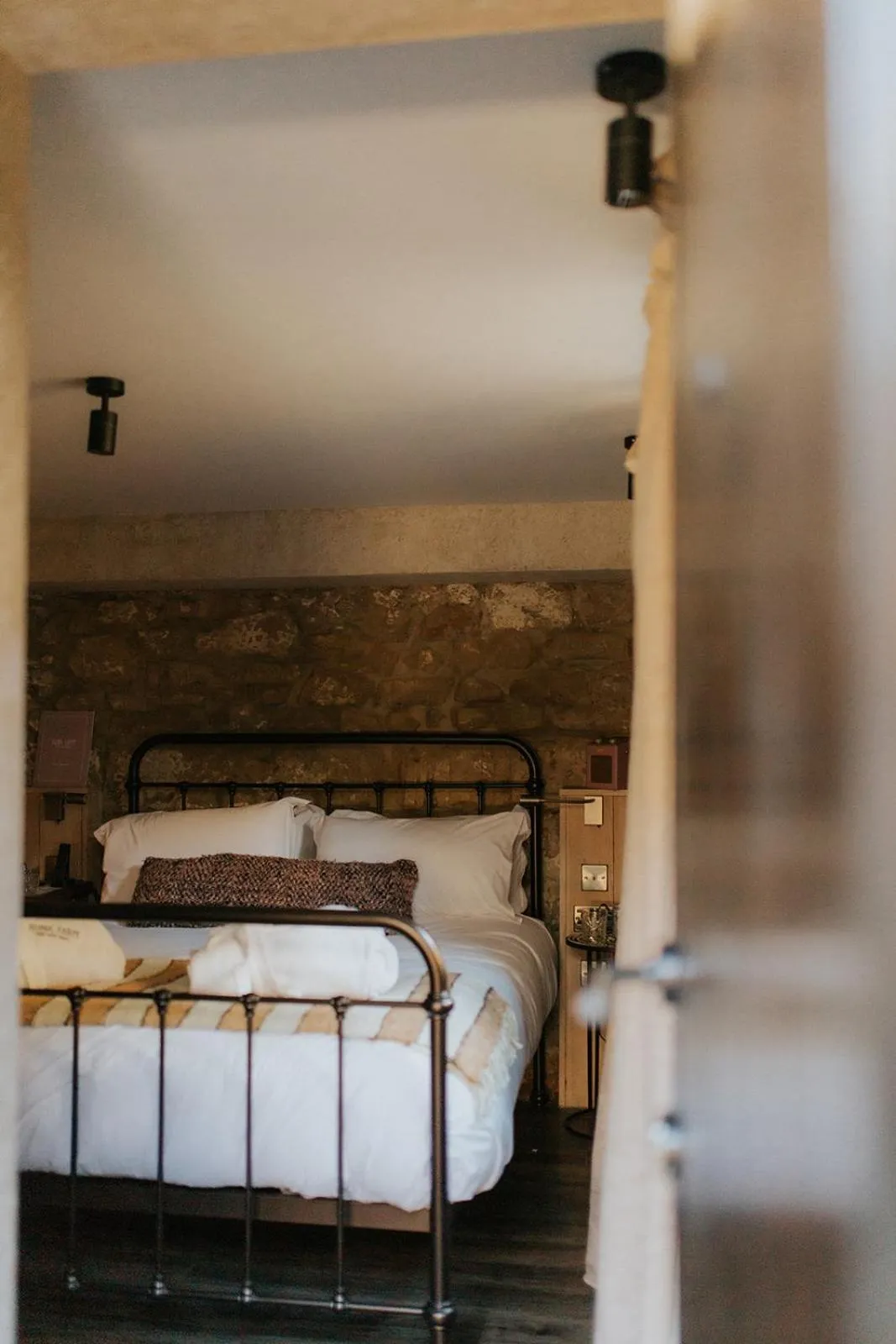 Bedroom, Bed in Runa Farm