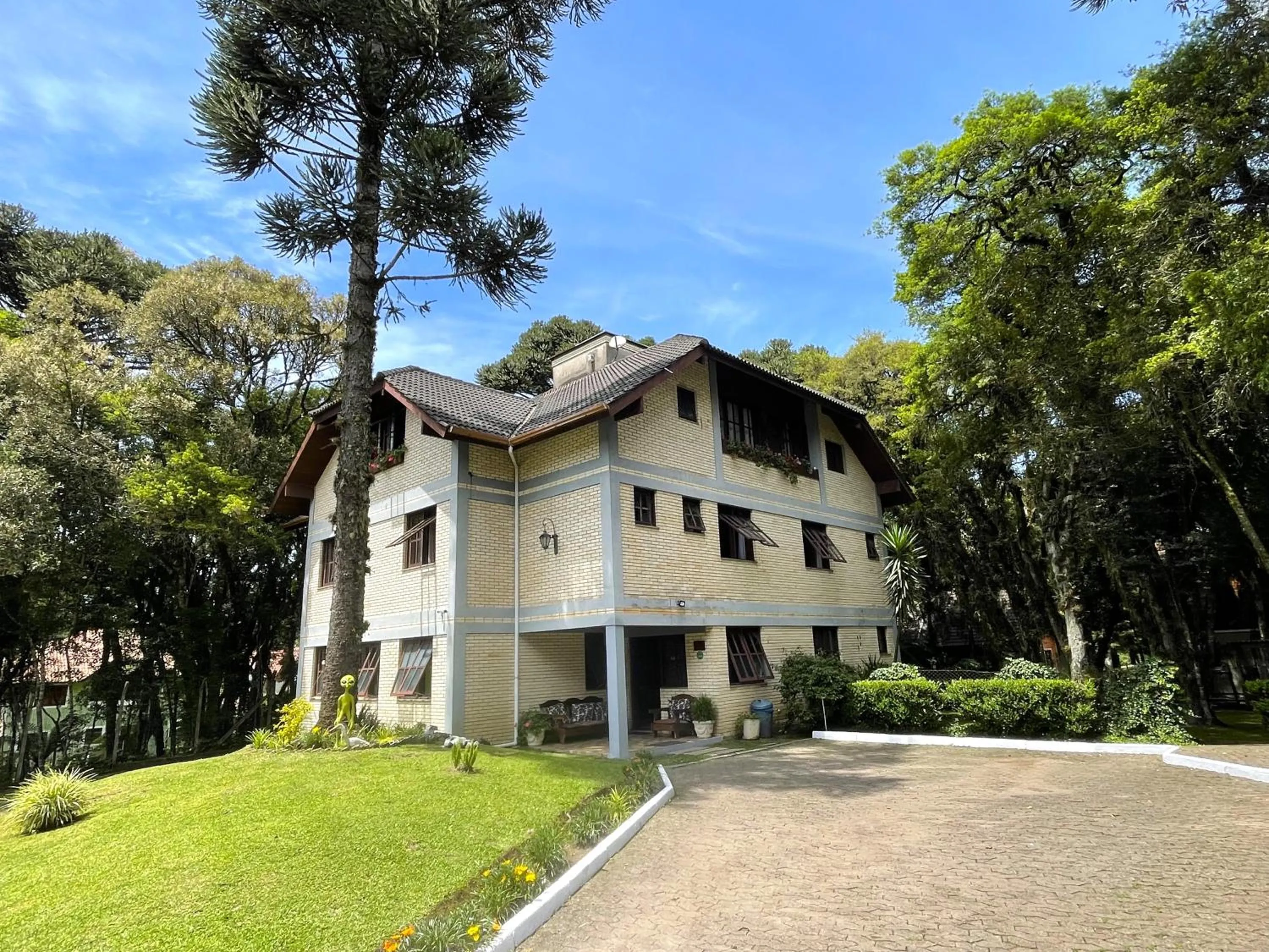 Property building in Pousada Bella Serra