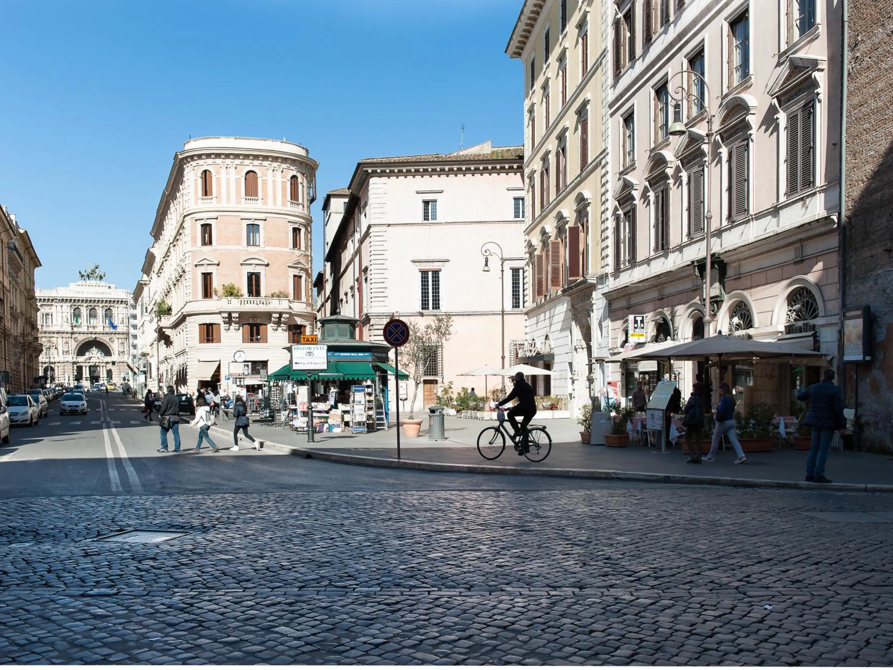Nearby landmark in Relais Rione Ponte