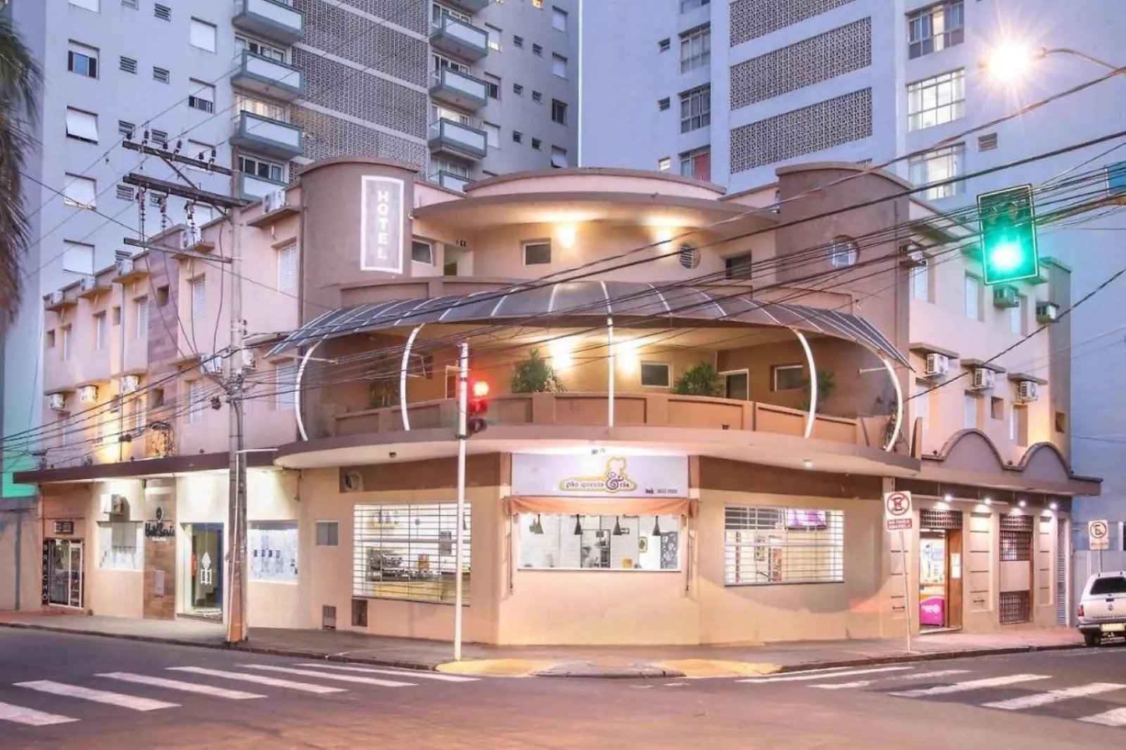 Property Building in VOA Hotel Greenvile Barão
