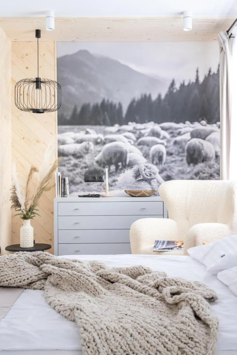 Photo of the whole room, Bed in Willa Bór