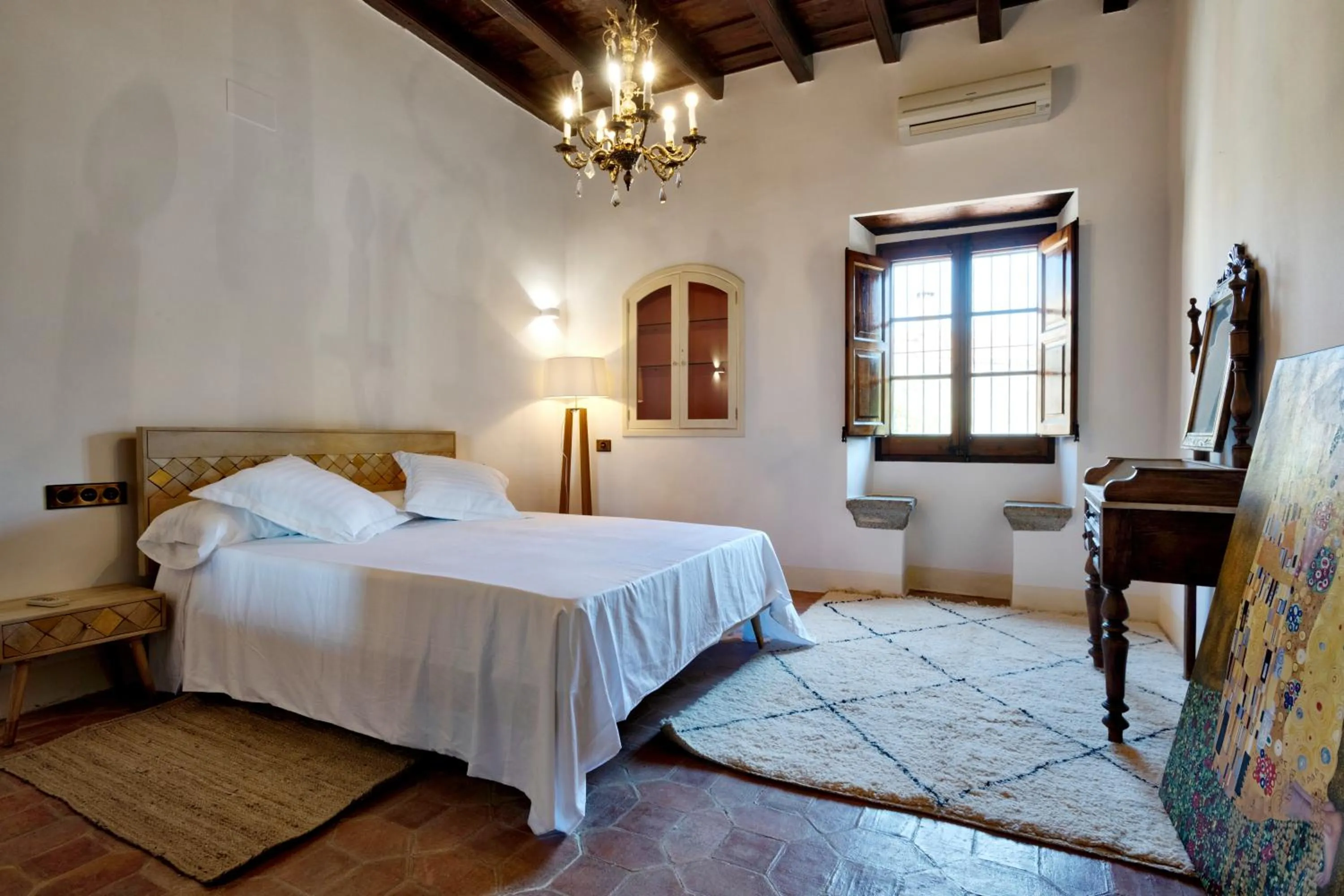 Bedroom, Bed in La Mer Hotel