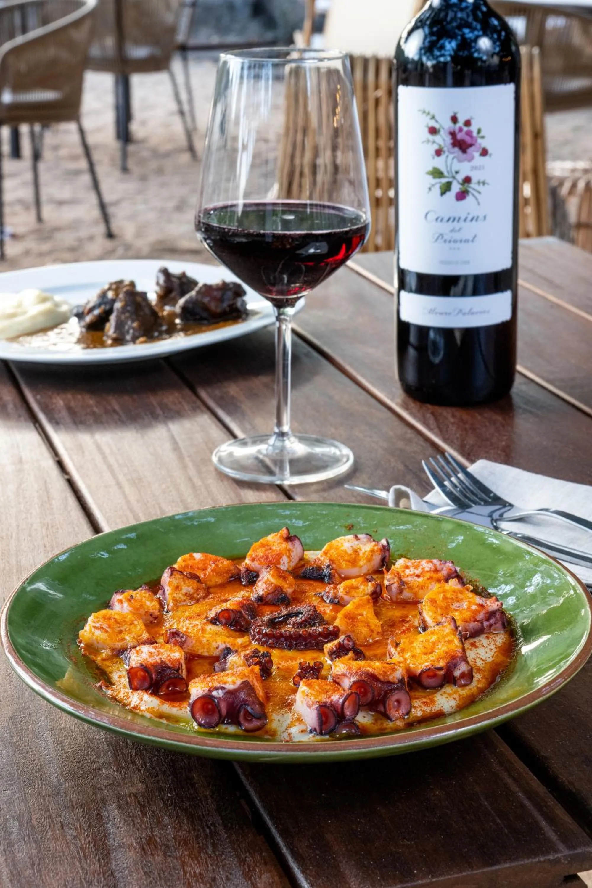 Food and drinks in La Mer Hotel