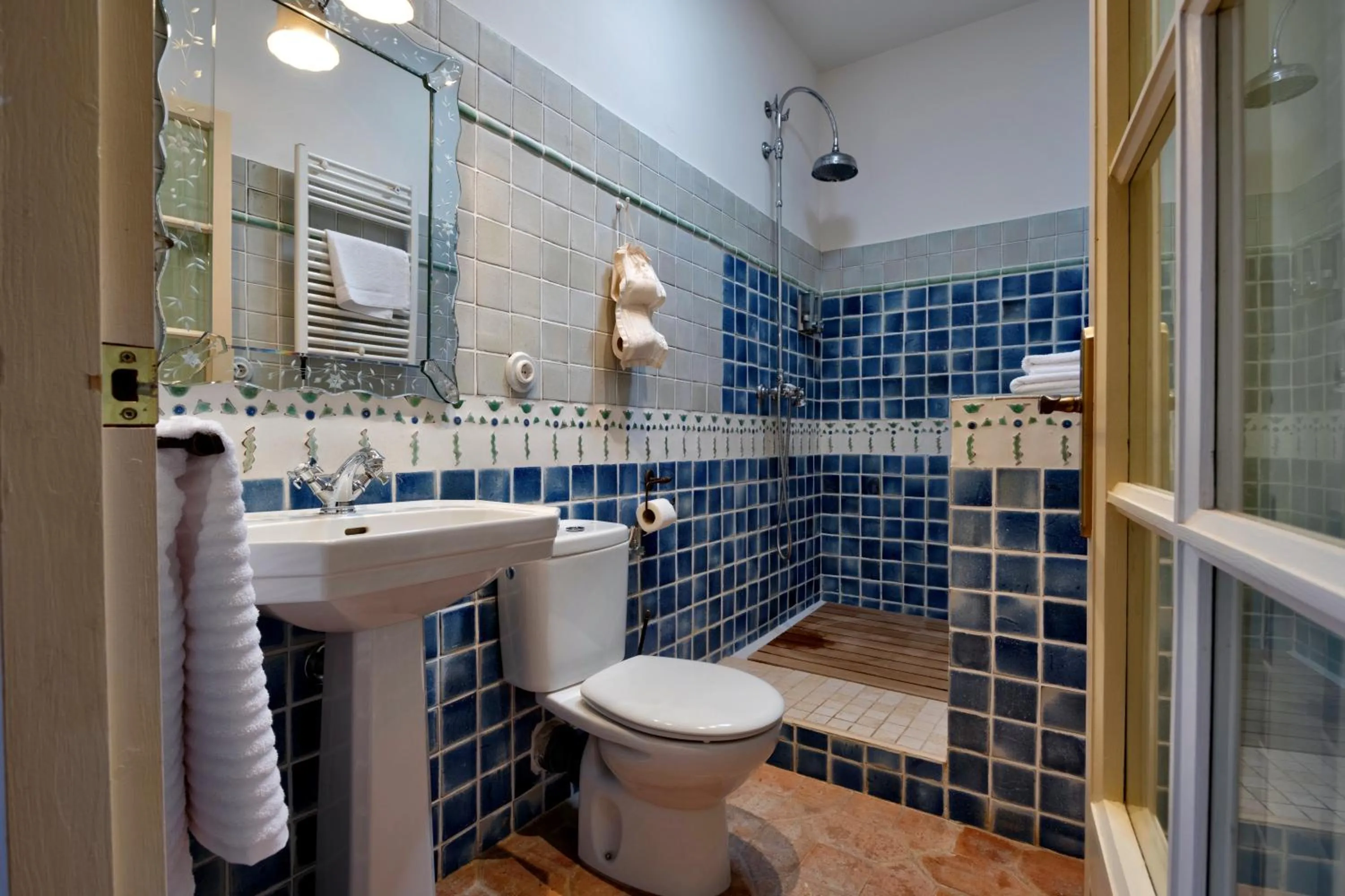 Bathroom in La Mer Hotel