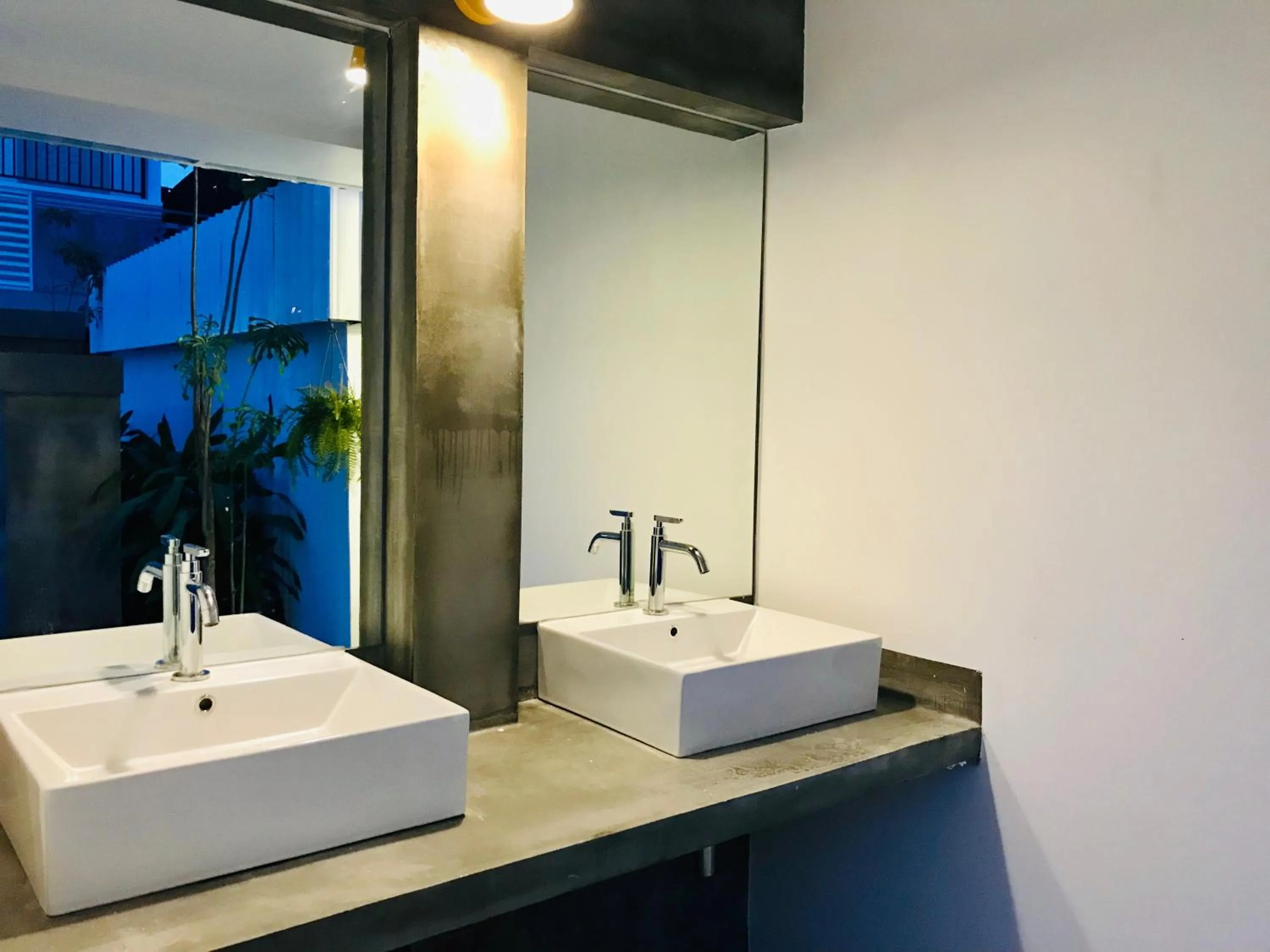 Bathroom in Glow Inn Siem Reap